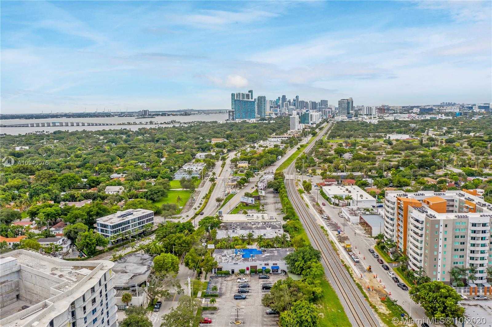 Small Image of 5558 NORTH EAST 4 CT, Miami Number 13