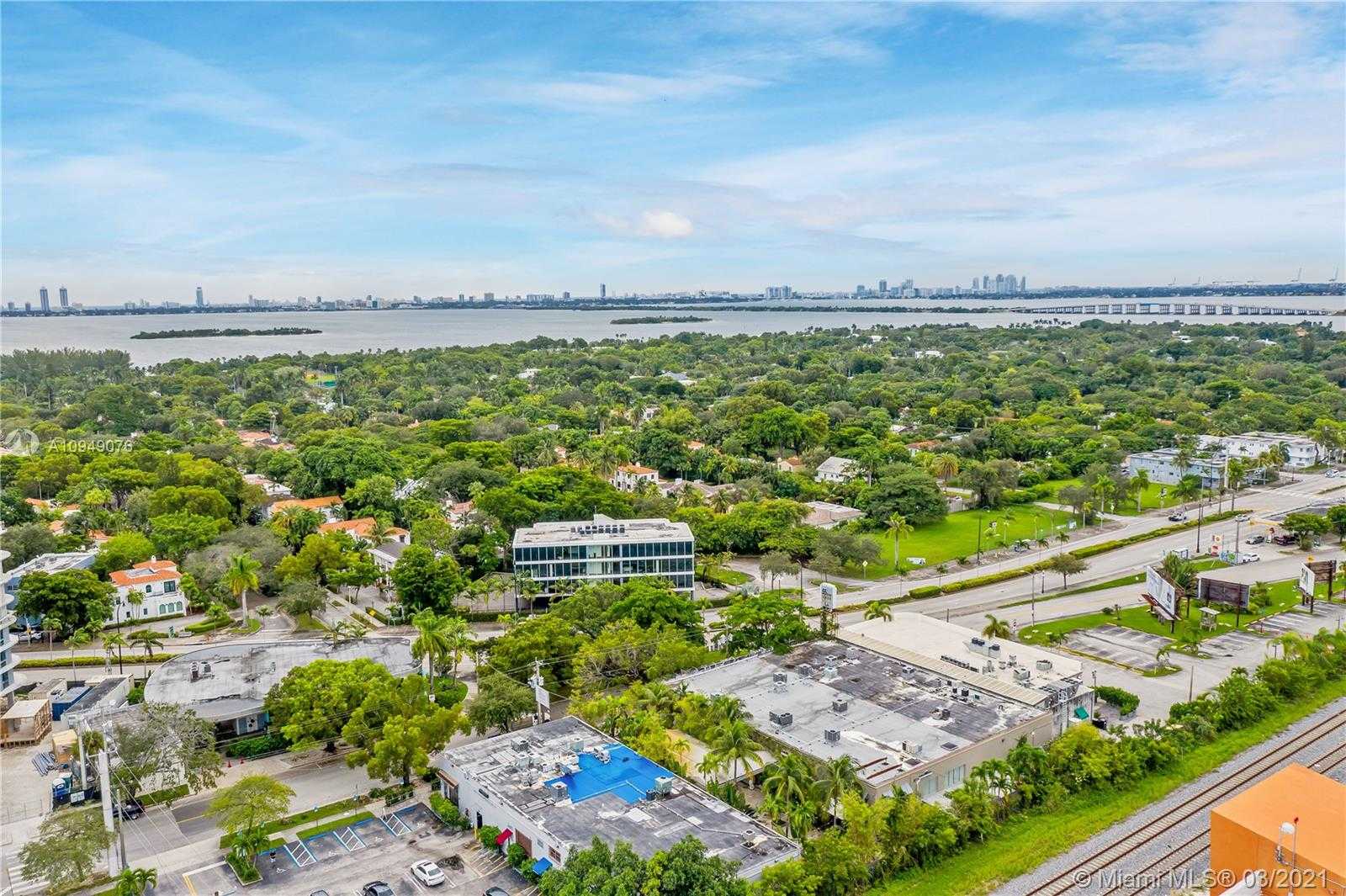Small Image of 5558 NORTH EAST 4 CT, Miami Number 17