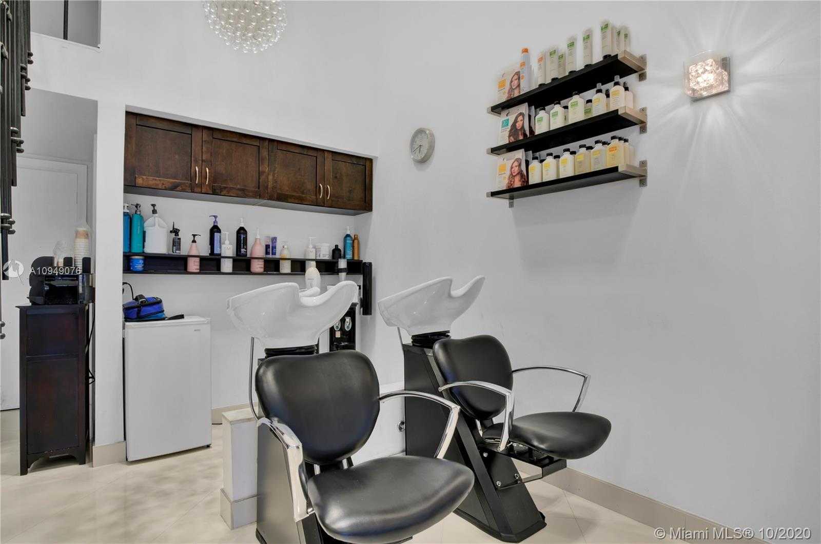 Small Image of 5558 NORTH EAST 4 CT, Miami Number 7