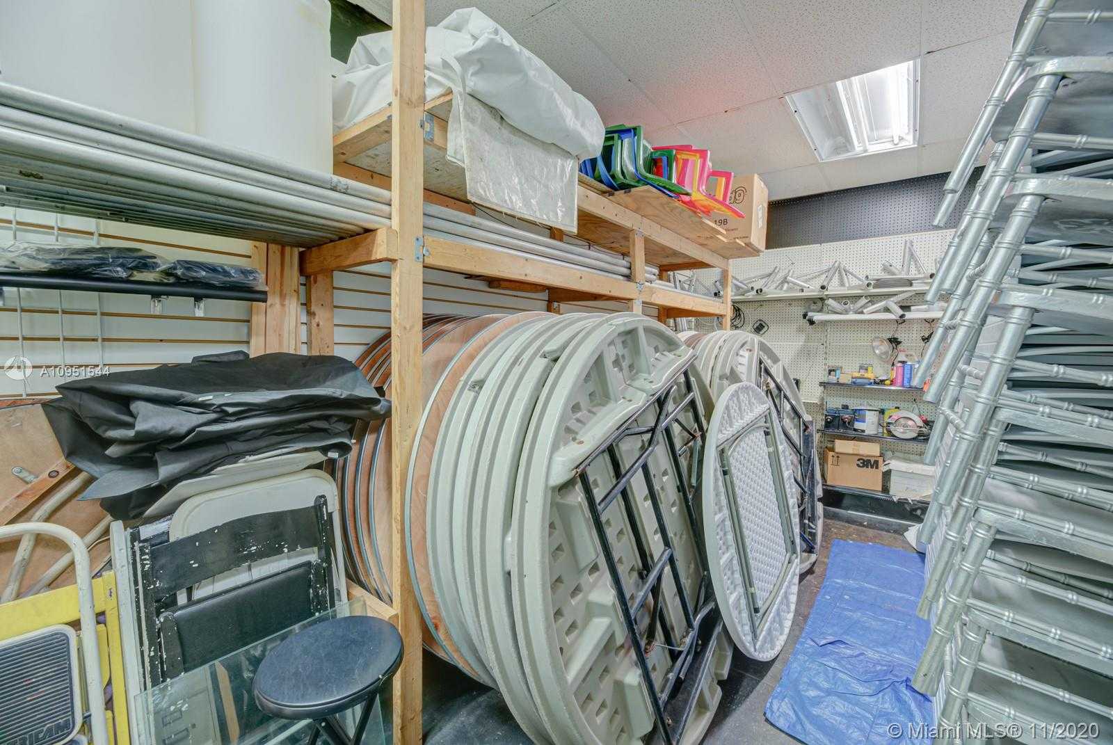 Small Image of 5661 SOUTH WEST 137 AVE, Miami Number 20