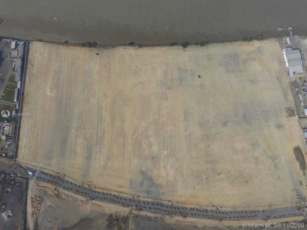 Small Image of INDUSTRIAL BRISAS DEL SANTAY, Out of City Number 6
