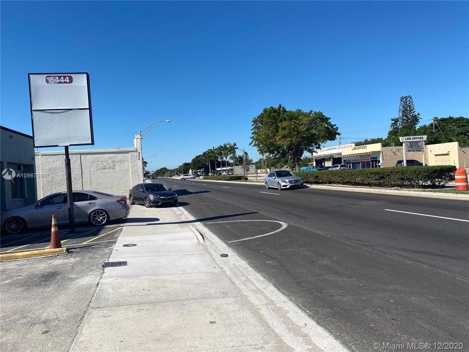 Small Image of 6438 PEMBROKE RD, Miramar Number 12