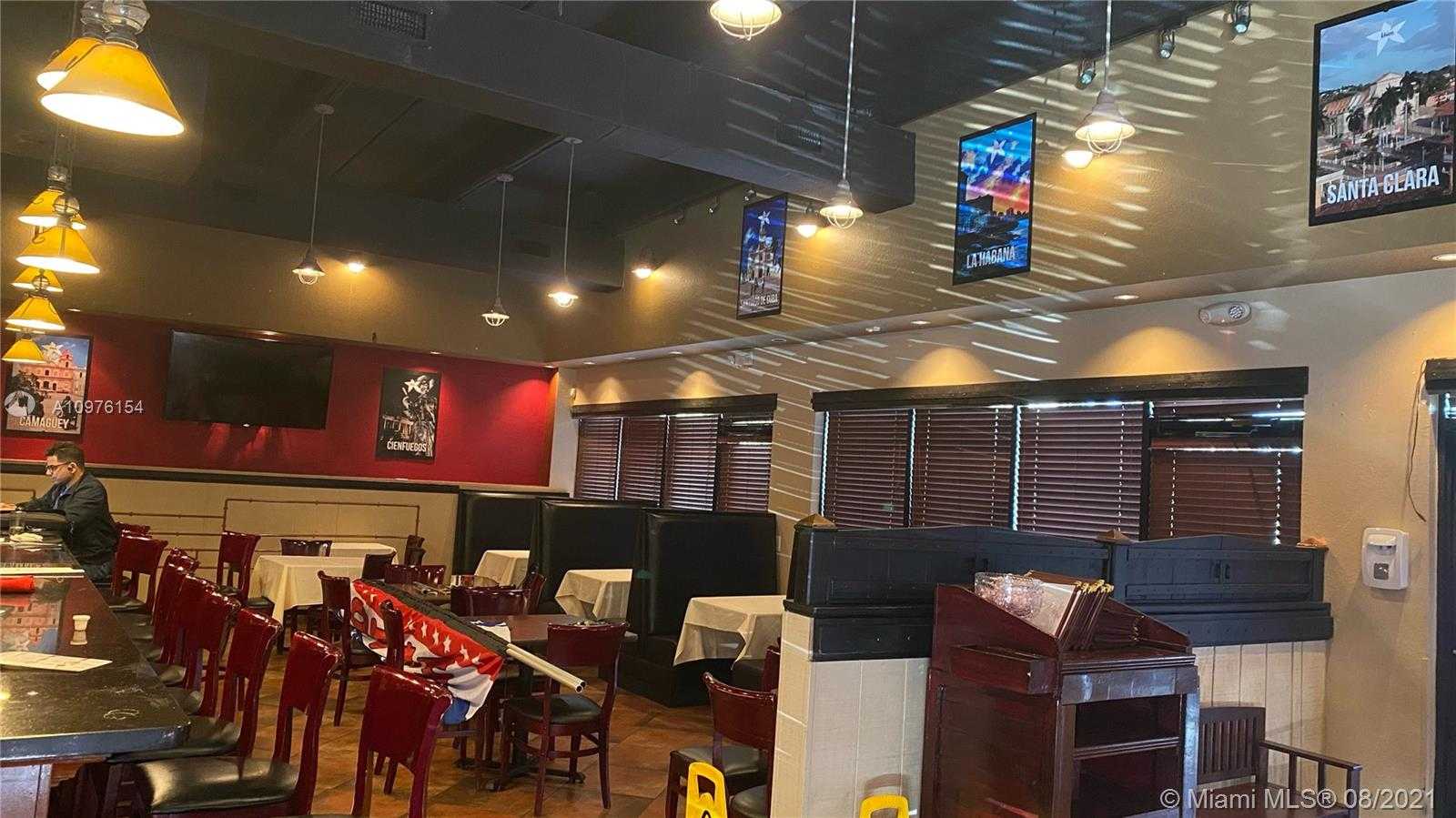 Small Image of 11510 SOUTH WEST 147TH AVE, Miami Number 2