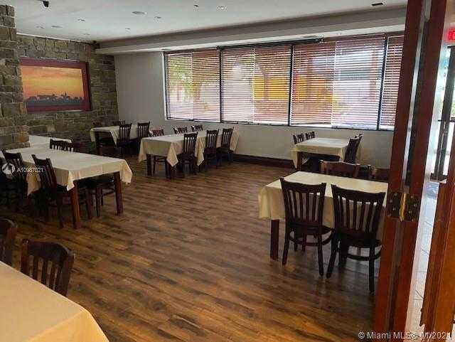 Small Image of 7910 NORTH WEST 25TH ST, Doral Number 5