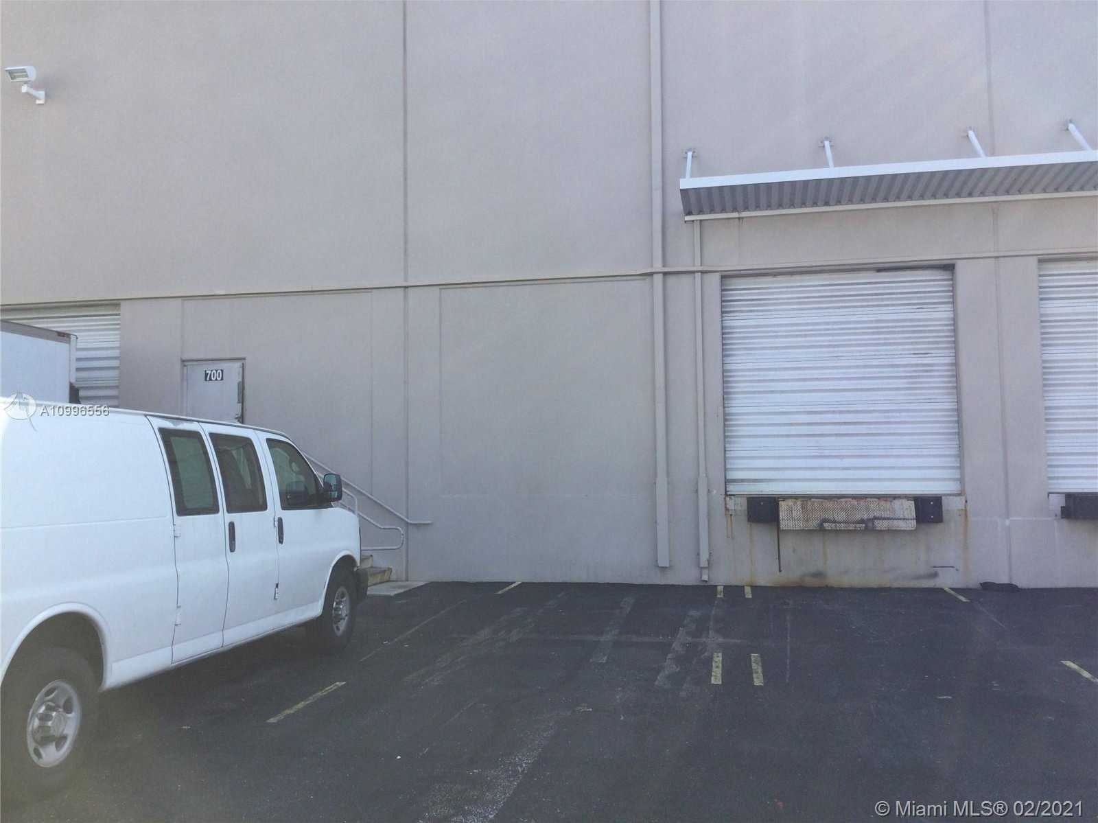 Small Image of 15851 SOUTH WEST 41ST, Weston Number 9