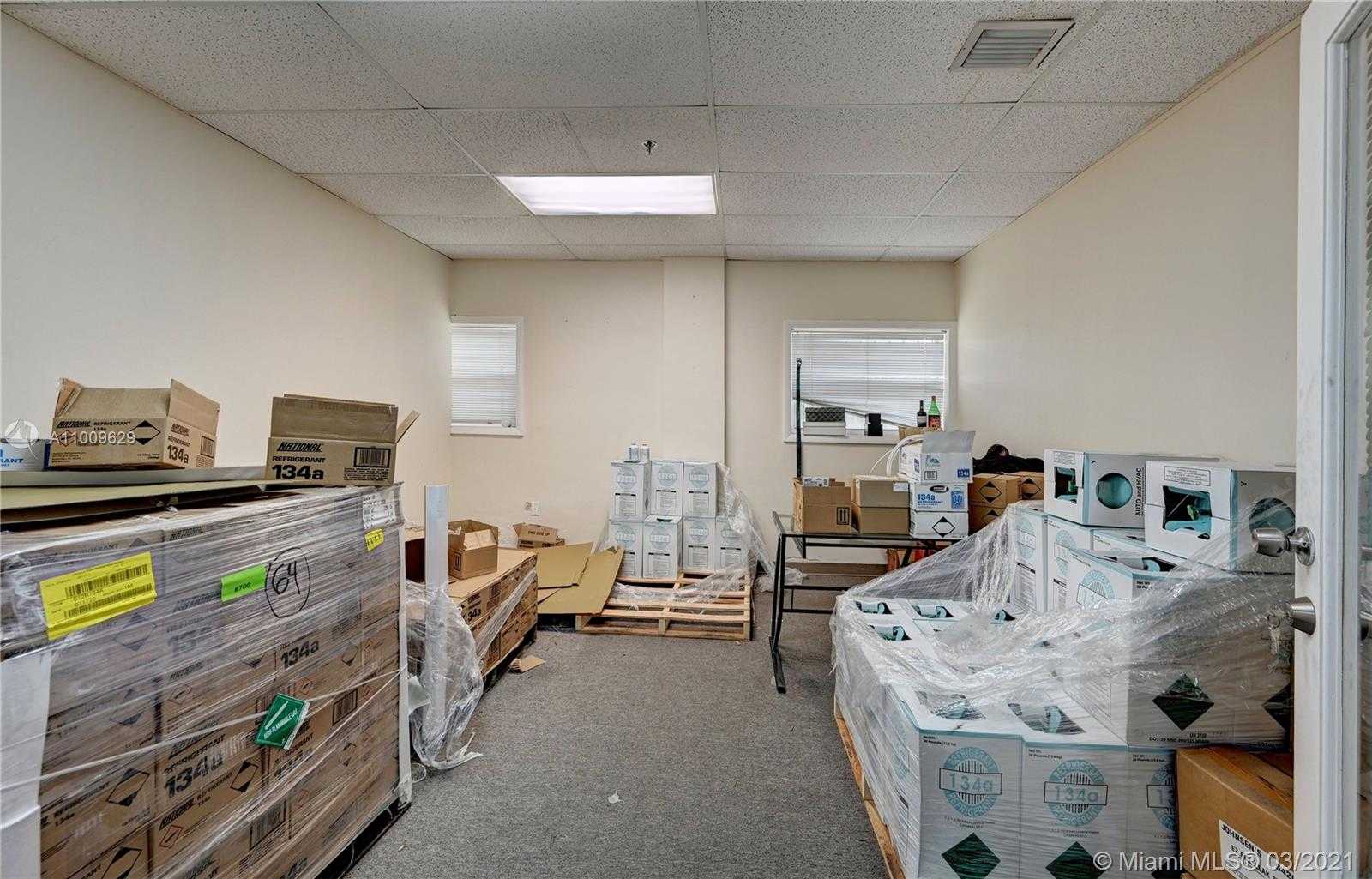Small Image of 4495 NORTH WEST 37TH AVE, Miami Number 9