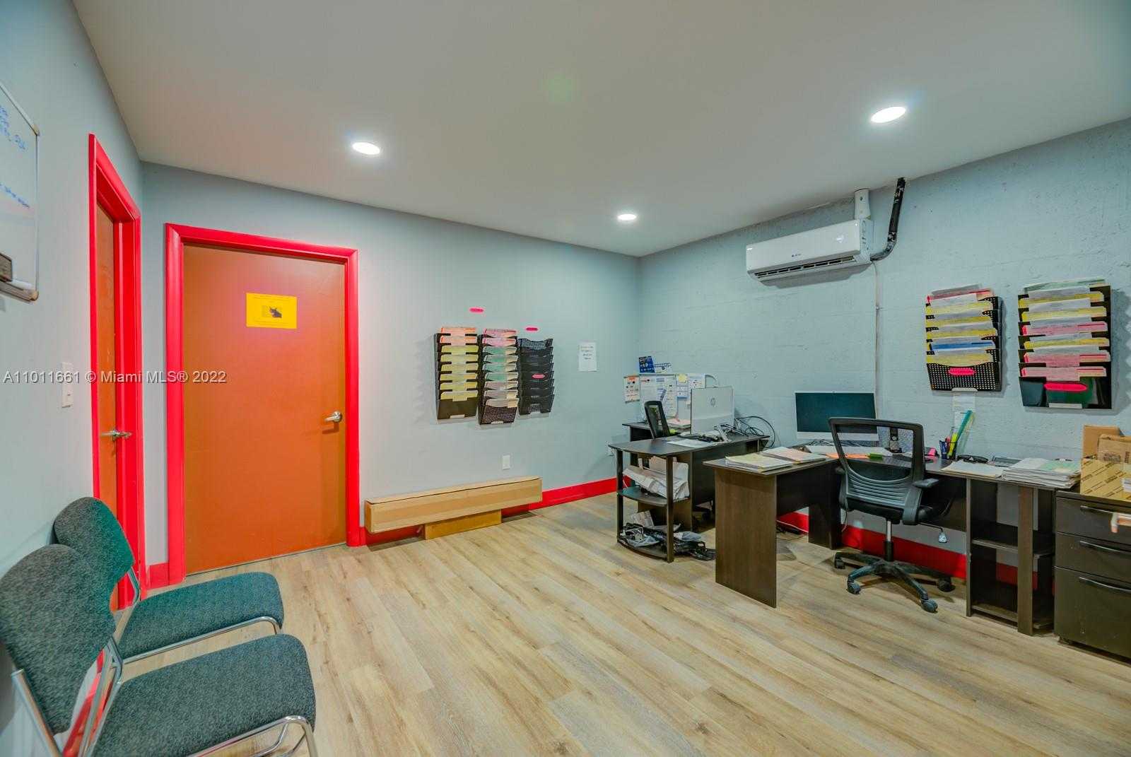 Small Image of 8050 NW 58th St, Doral, FL 33166, USA Number 18