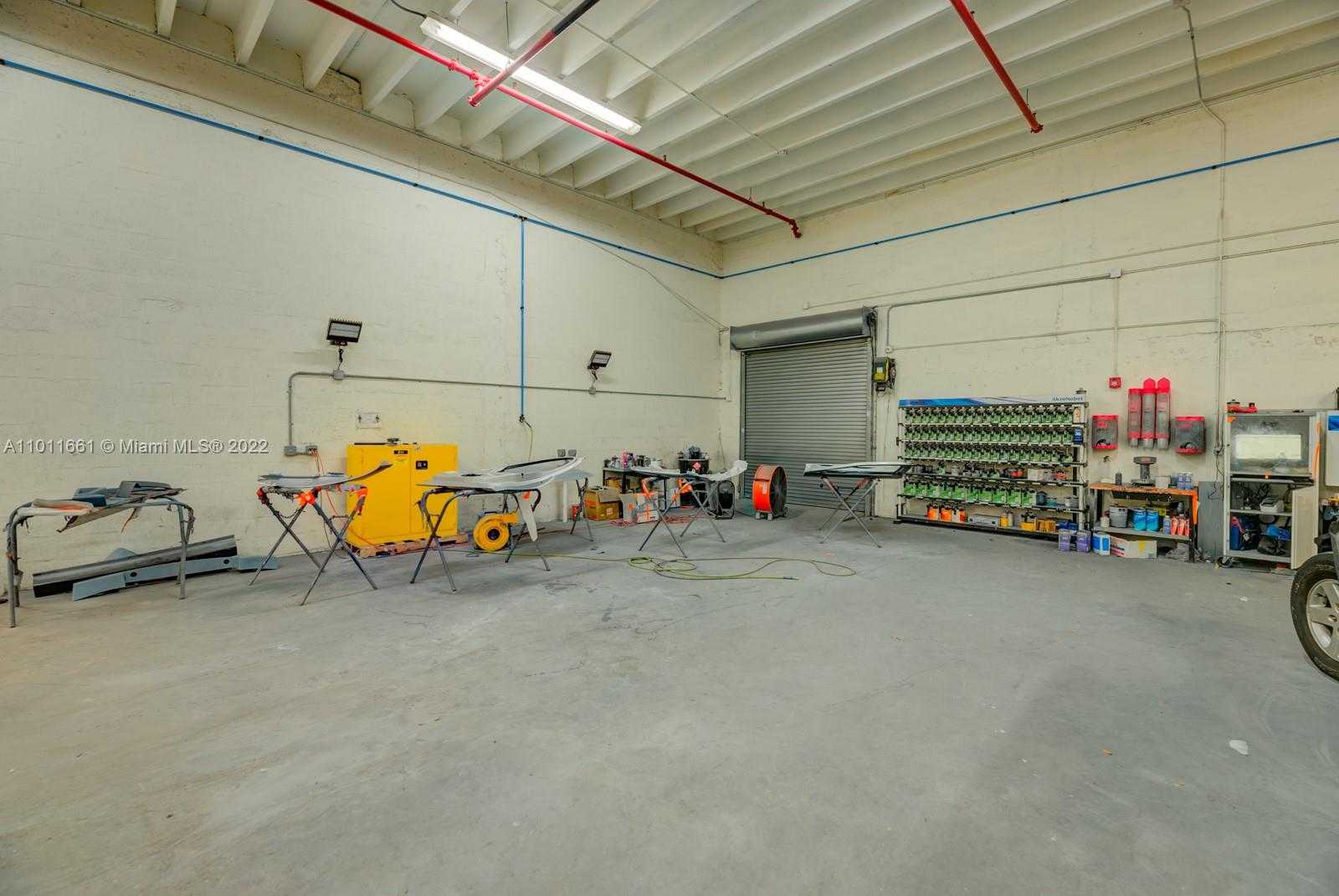 Small Image of 8050 NW 58th St, Doral, FL 33166, USA Number 23