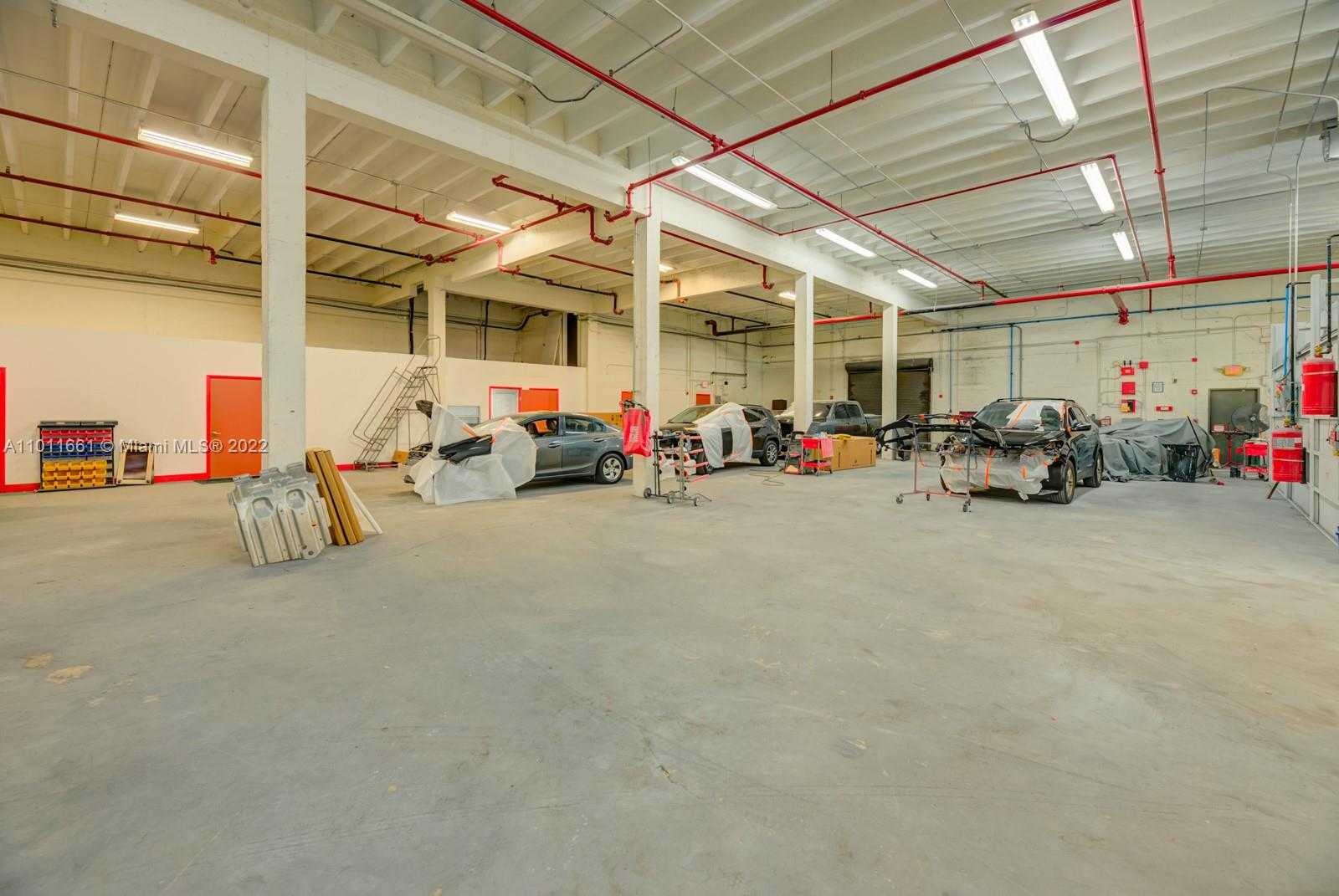 Small Image of 8050 NW 58th St, Doral, FL 33166, USA Number 24