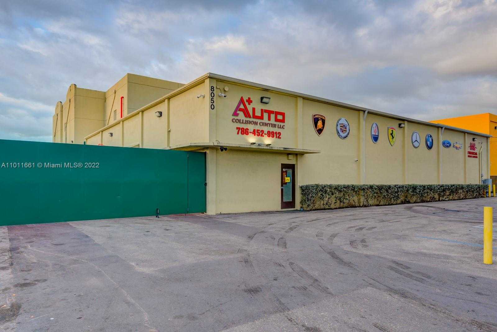 Small Image of 8050 NW 58th St, Doral, FL 33166, USA Number 37