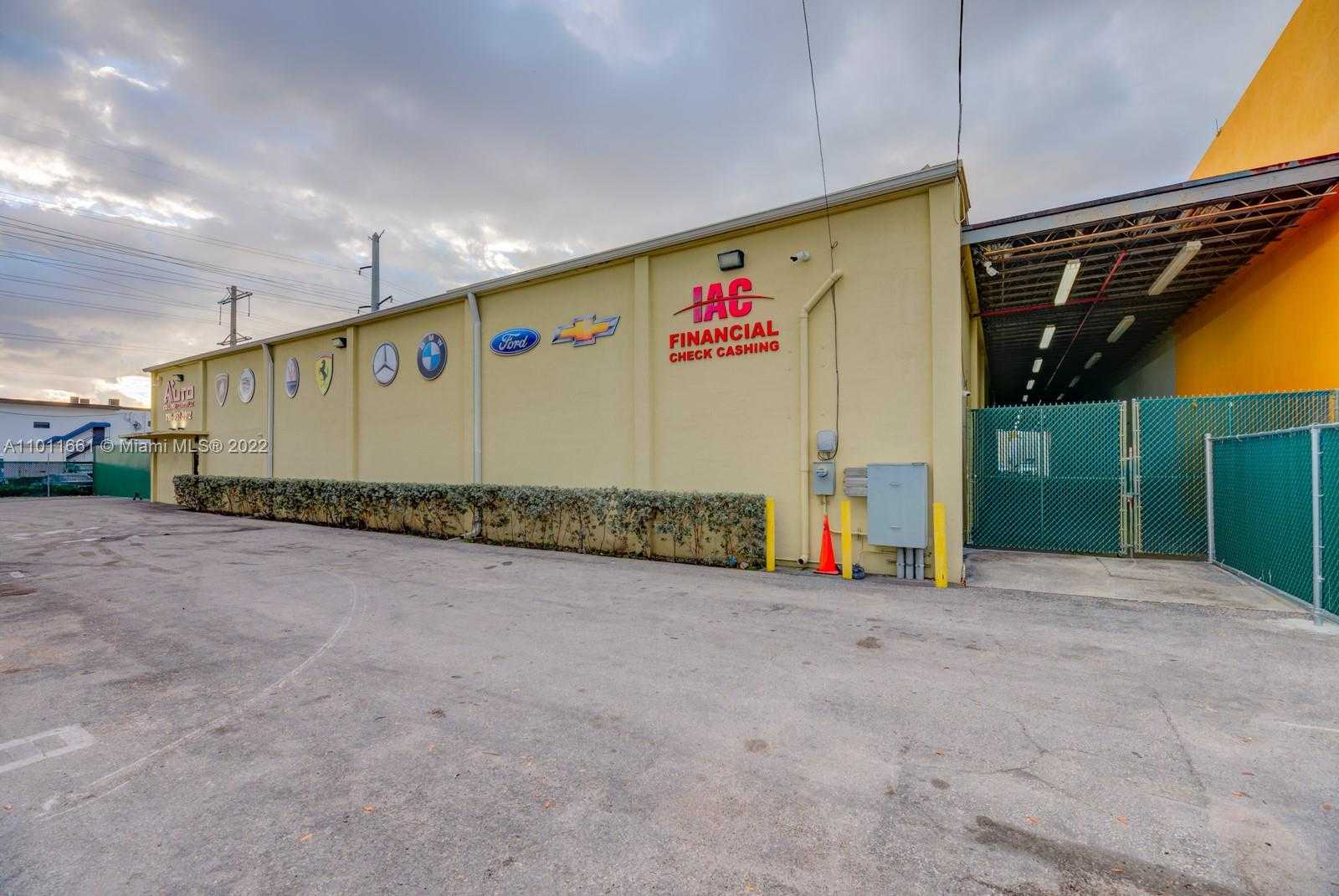 Small Image of 8050 NW 58th St, Doral, FL 33166, USA Number 39