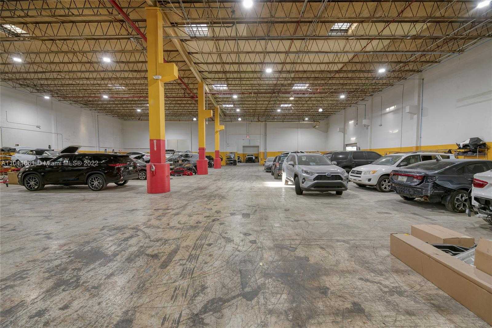Small Image of 8050 NW 58th St, Doral, FL 33166, USA Number 46