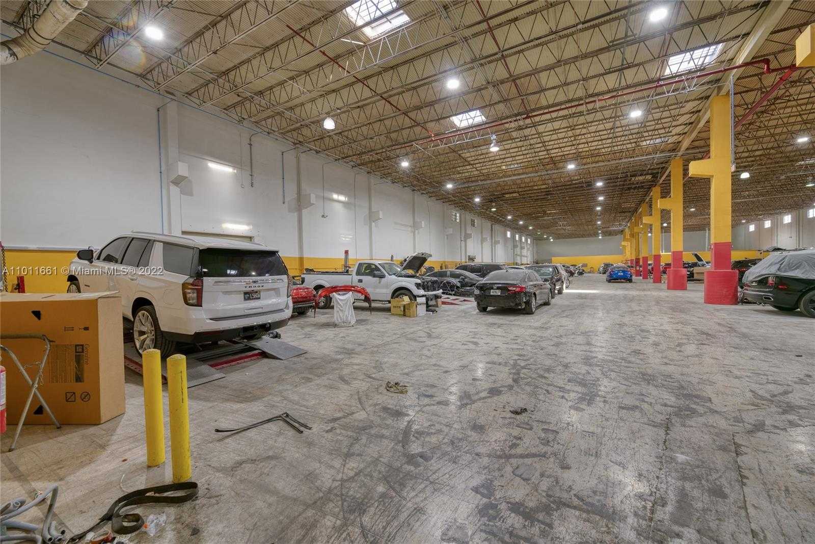 Small Image of 8050 NW 58th St, Doral, FL 33166, USA Number 49