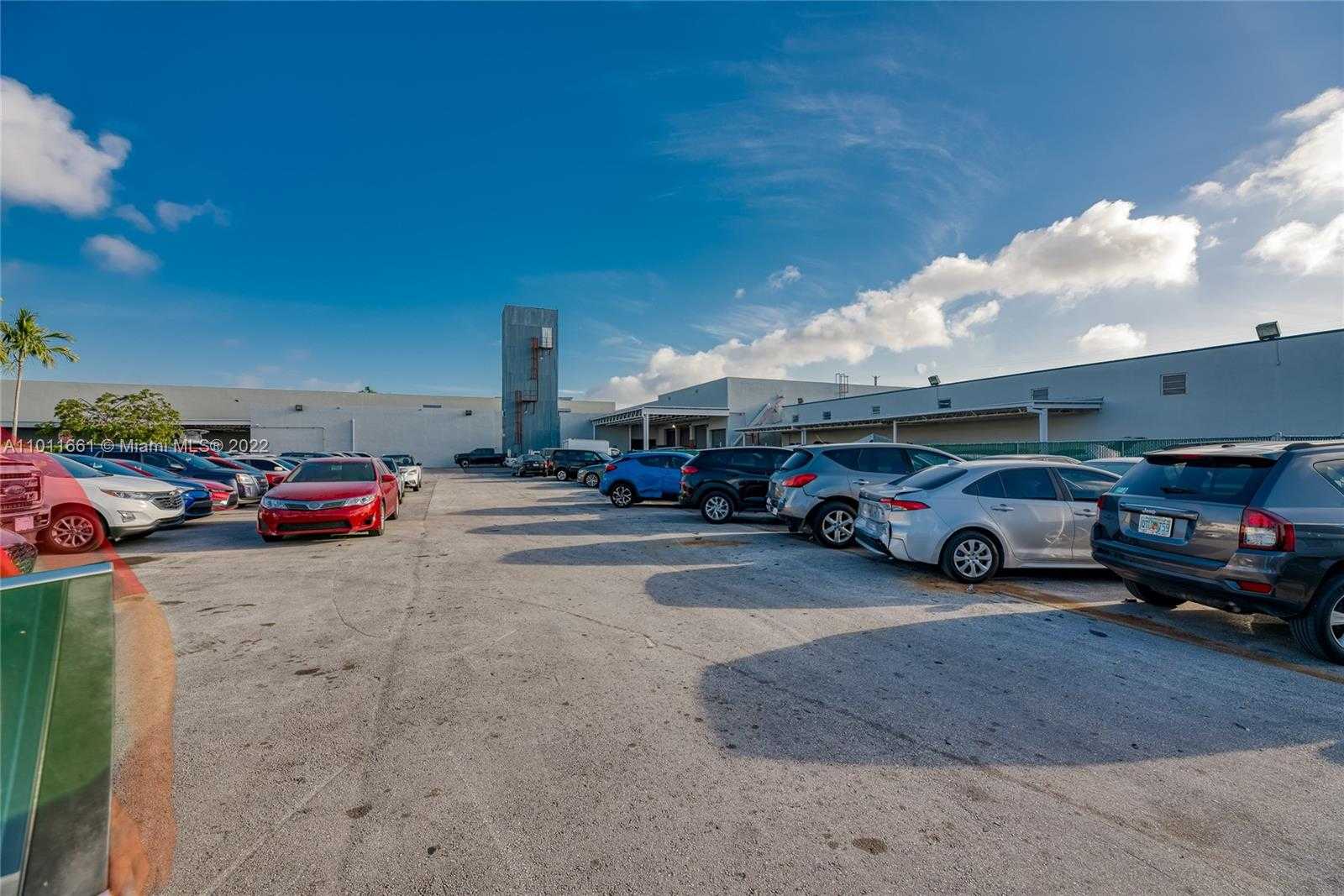 Small Image of 8050 NW 58th St, Doral, FL 33166, USA Number 55