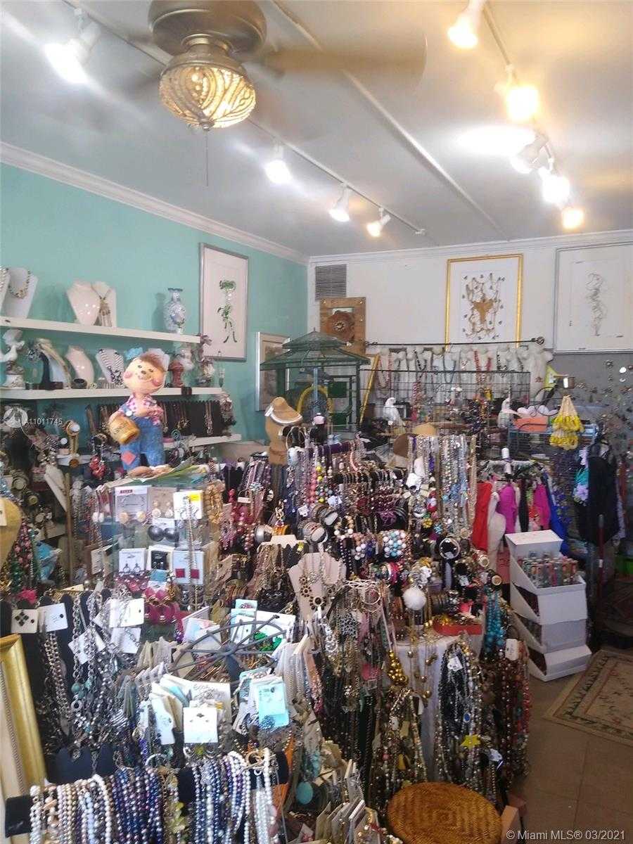 Small Image of 213 COMMERCIAL BLVD, Lauderdale By The Sea Number 3