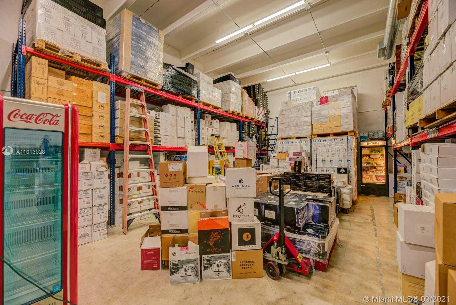 Small Image of 5715 NORTH WEST 84 AVE, Doral Number 9