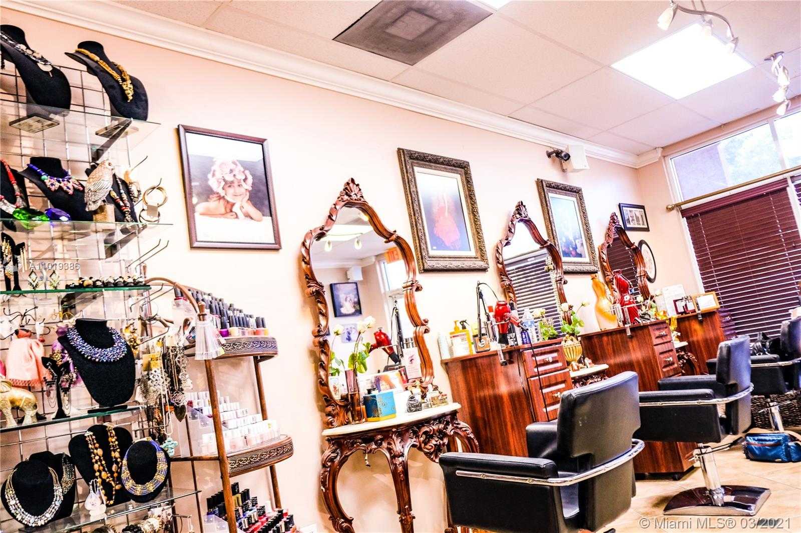 Small Image of 7250 WEST 24 AVE, Hialeah Number 17