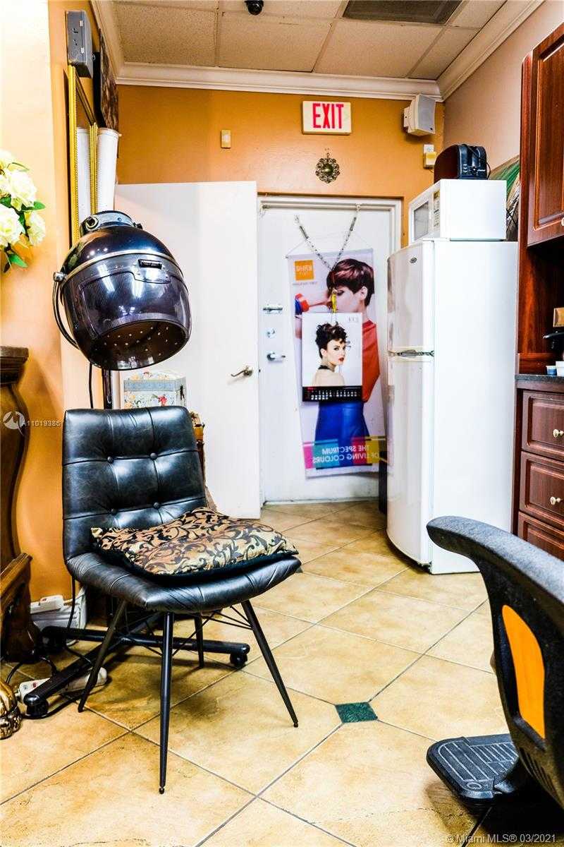 Small Image of 7250 WEST 24 AVE, Hialeah Number 19