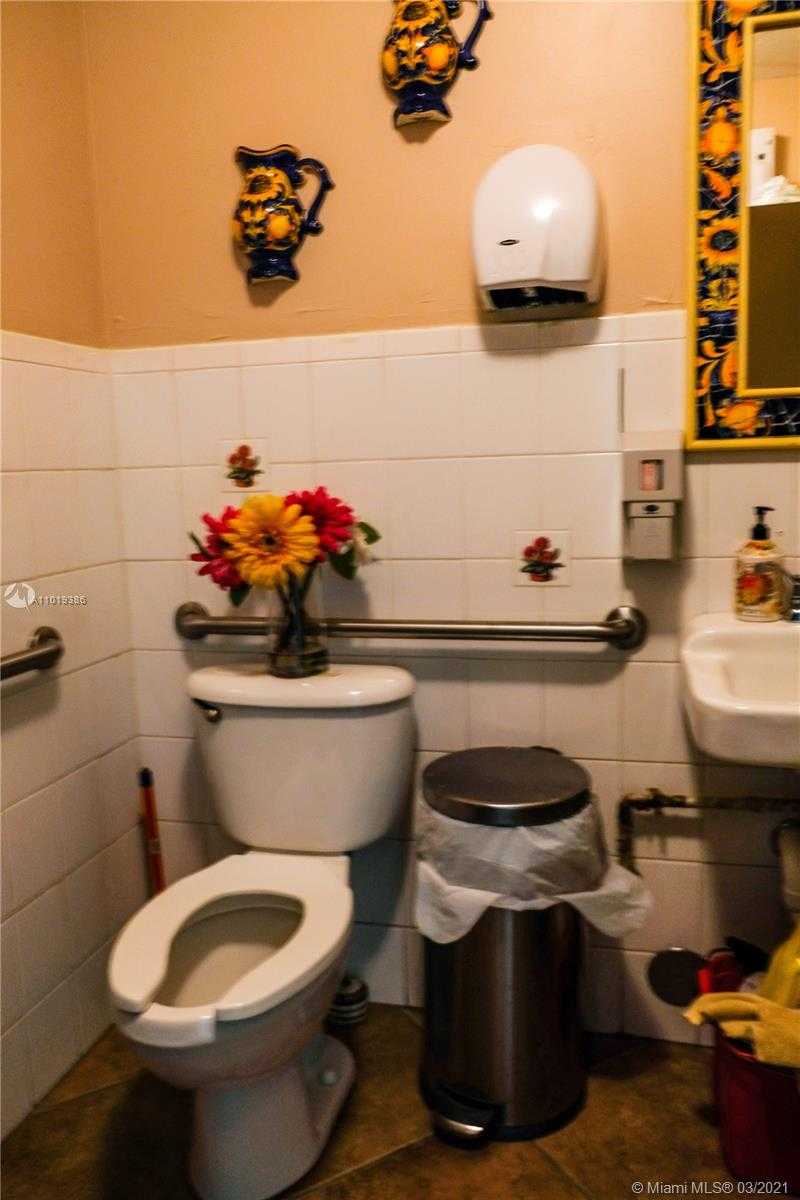 Small Image of 7250 WEST 24 AVE, Hialeah Number 22