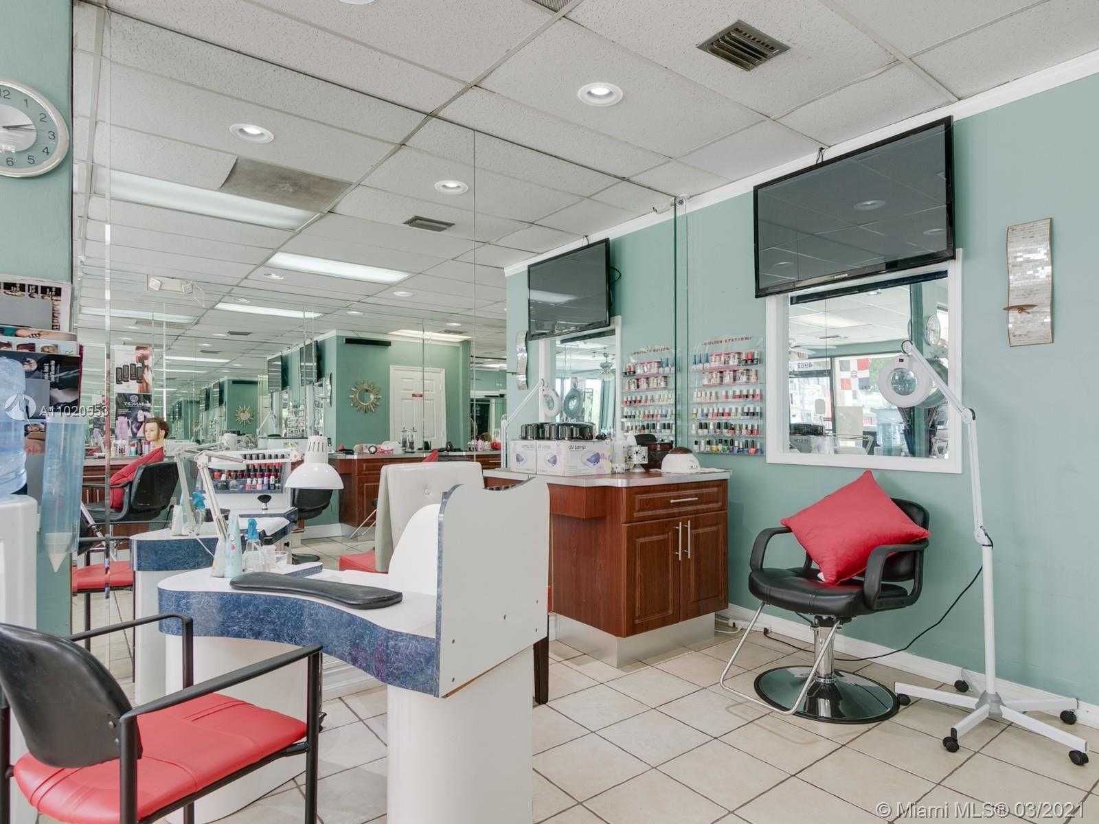 Small Image of 4962 NORTH PINE ISLAND, Lauderhill Number 10
