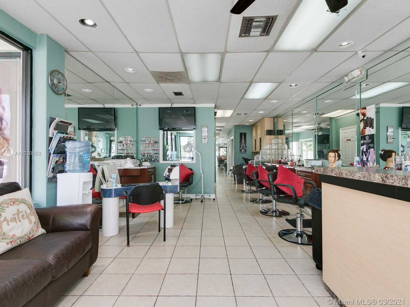 Small Image of 4962 NORTH PINE ISLAND, Lauderhill Number 12