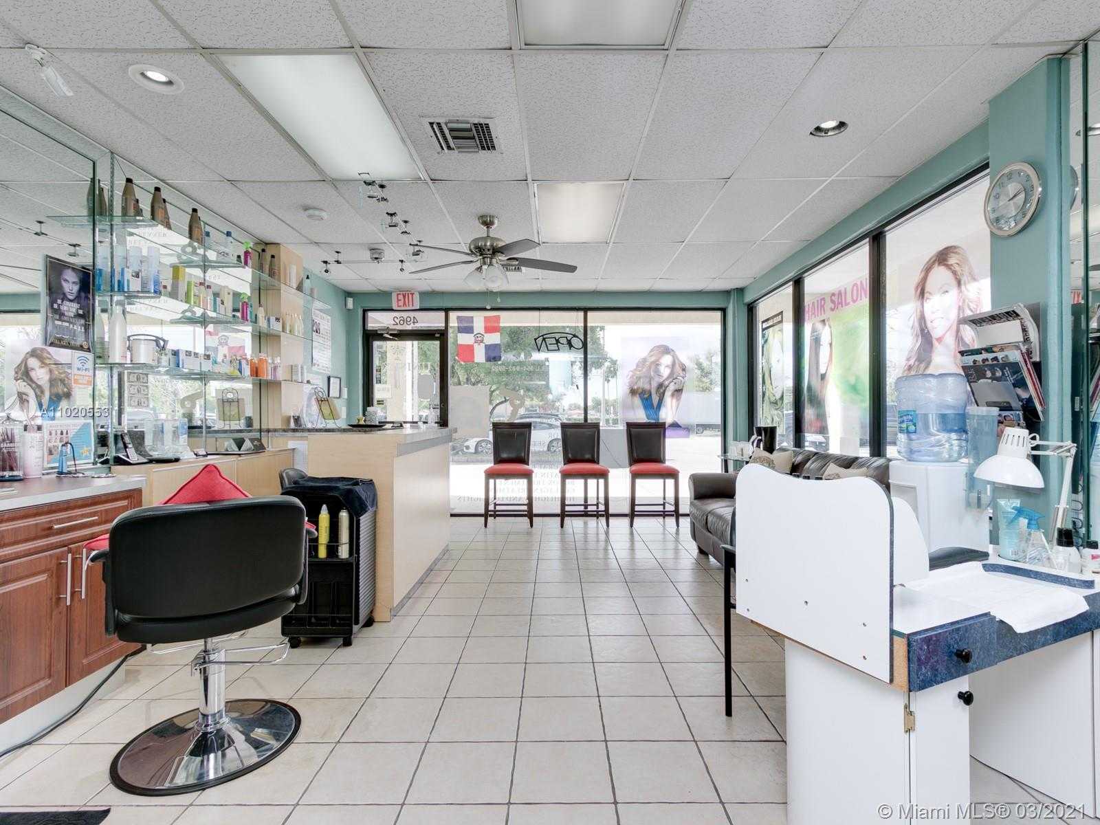 Small Image of 4962 NORTH PINE ISLAND, Lauderhill Number 8