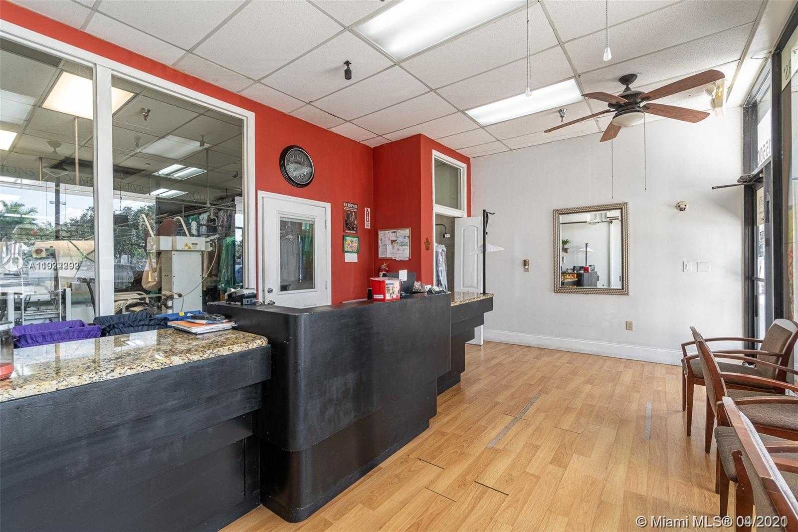 Small Image of 15500 NORTH WEST 77TH CT, Miami Lakes Number 2