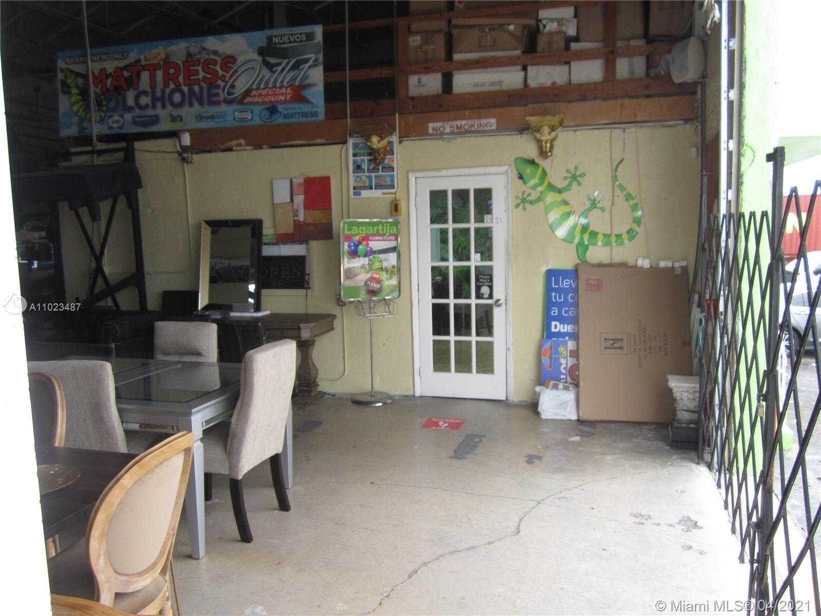 Small Image of 1001 E 26th St, Hialeah, FL 33013, USA Number 13