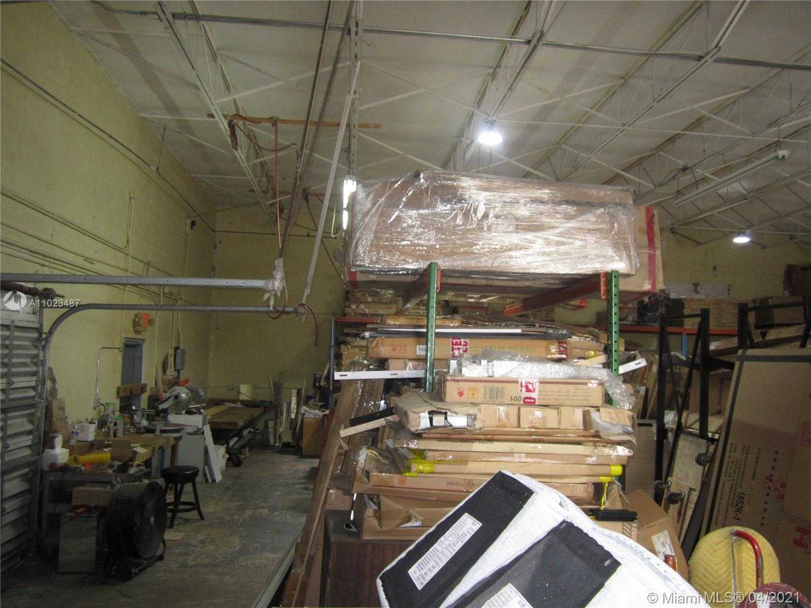 Small Image of 1001 E 26th St, Hialeah, FL 33013, USA Number 6