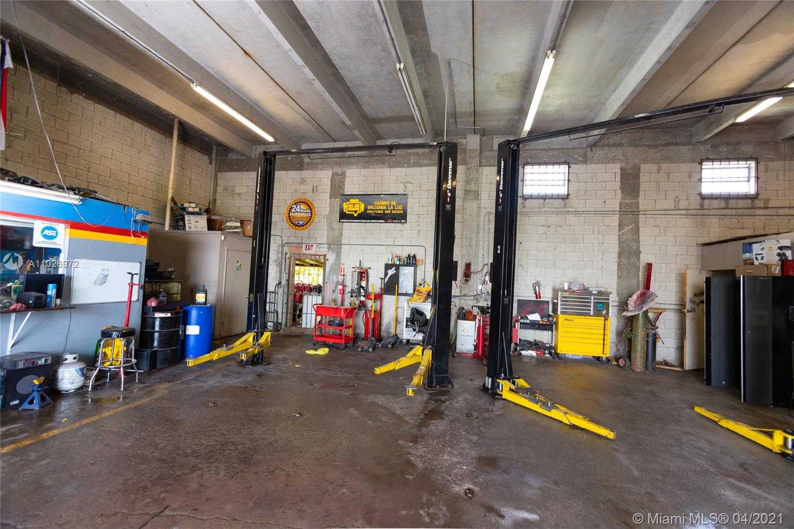 Small Image of 669 NORTH WEST 26TH ST, Miami Number 16