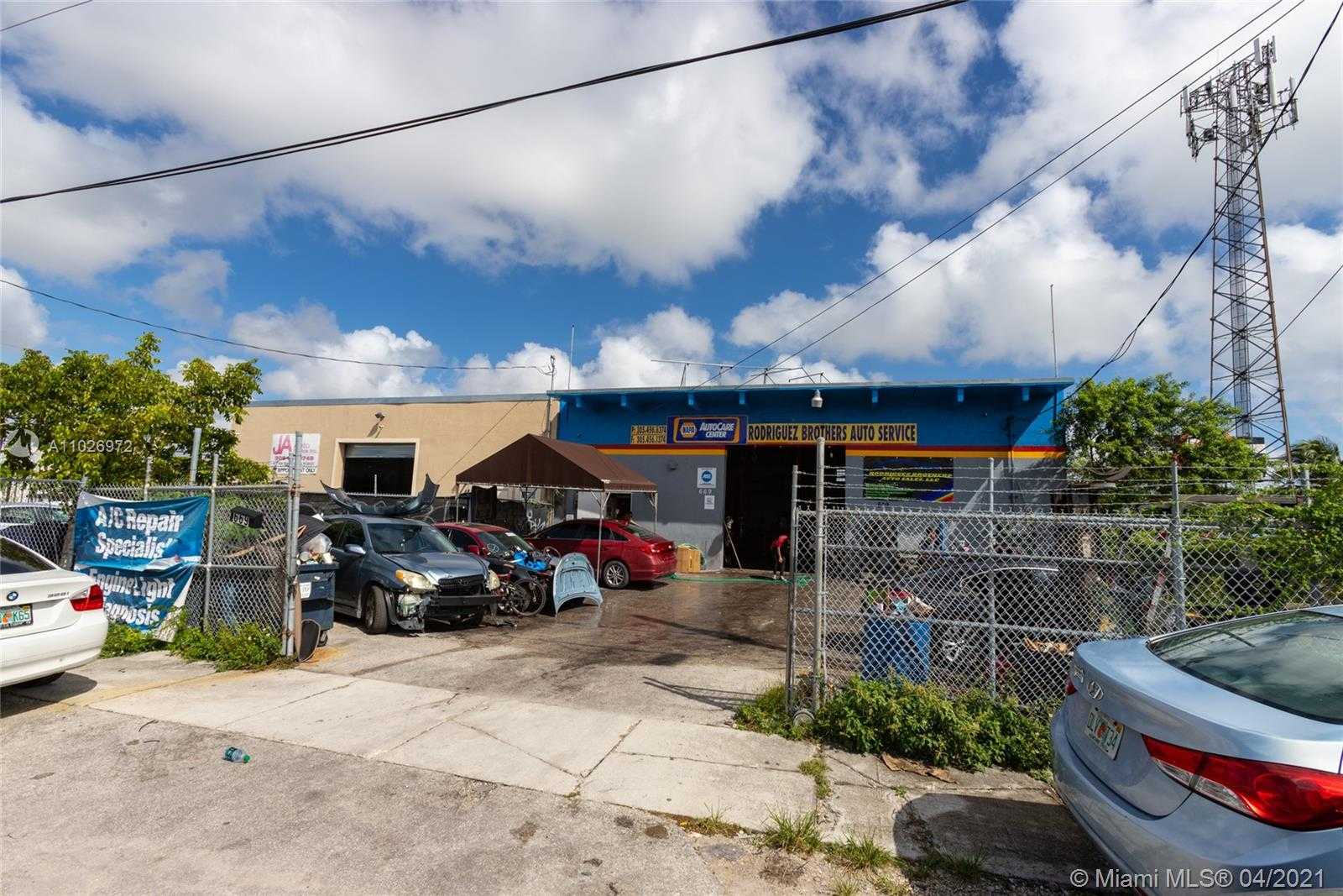 Small Image of 669 NORTH WEST 26TH ST, Miami Number 2