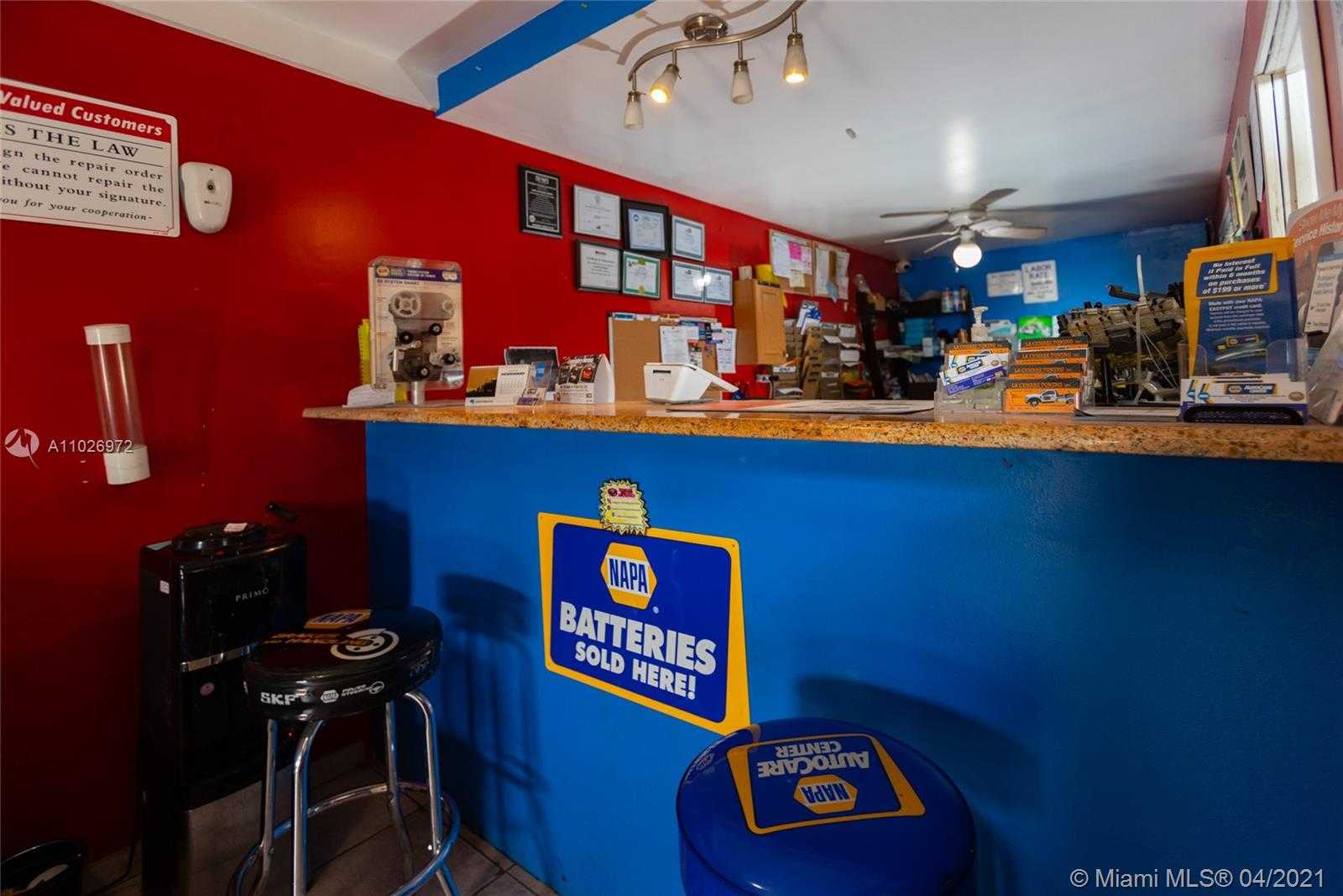 Small Image of 669 NORTH WEST 26TH ST, Miami Number 38