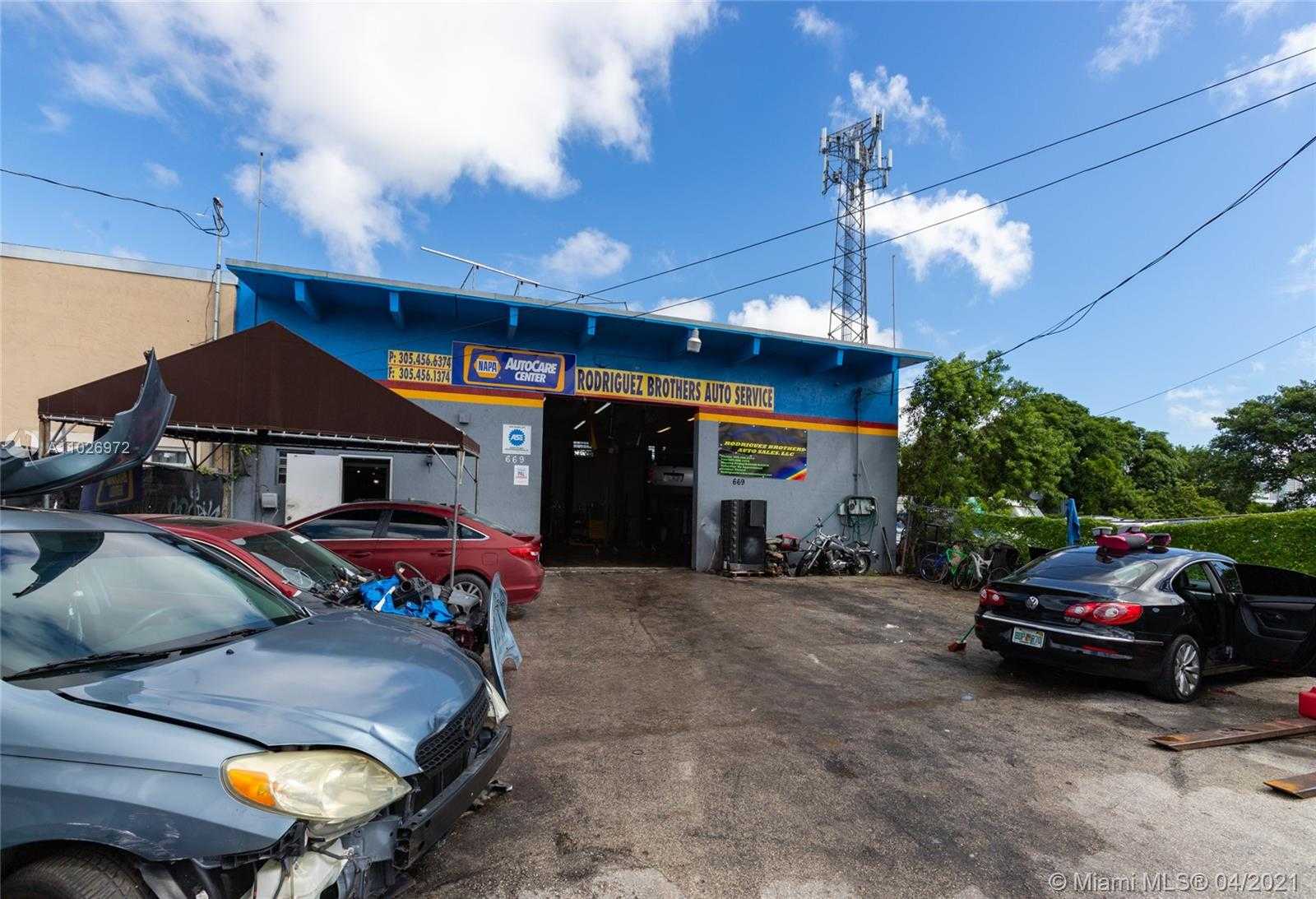 Small Image of 669 NORTH WEST 26TH ST, Miami Number 6