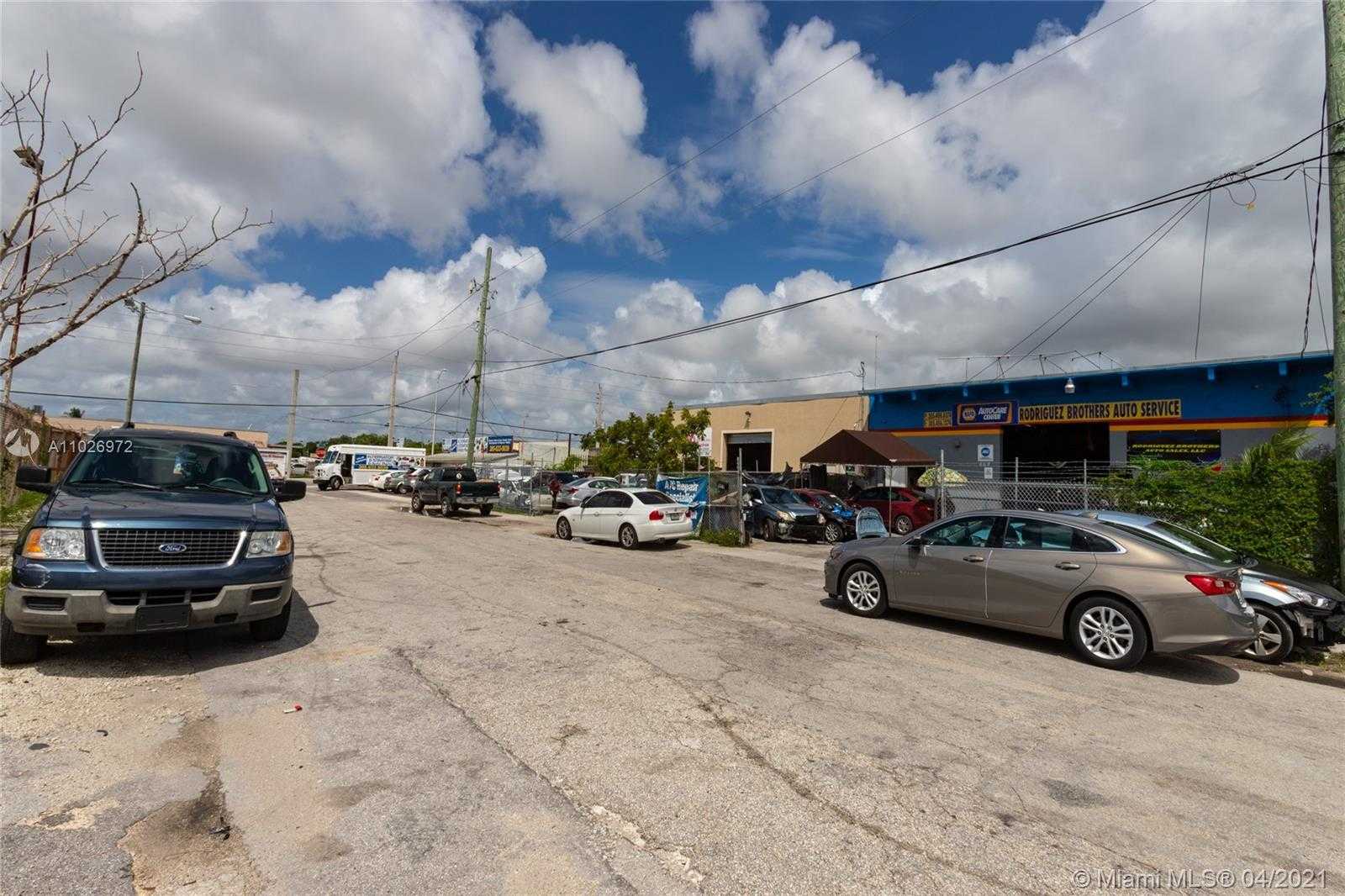 Small Image of 669 NORTH WEST 26TH ST, Miami Number 66