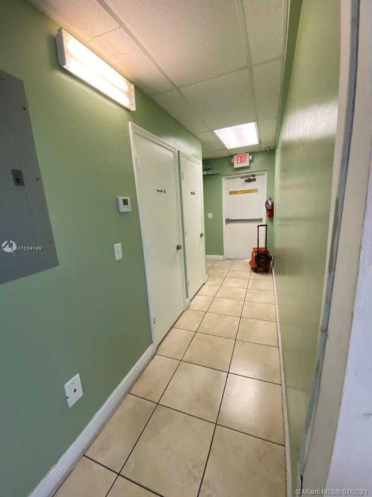 Small Image of 1177 NORTH WEST 35 ST, Hialeah Number 21