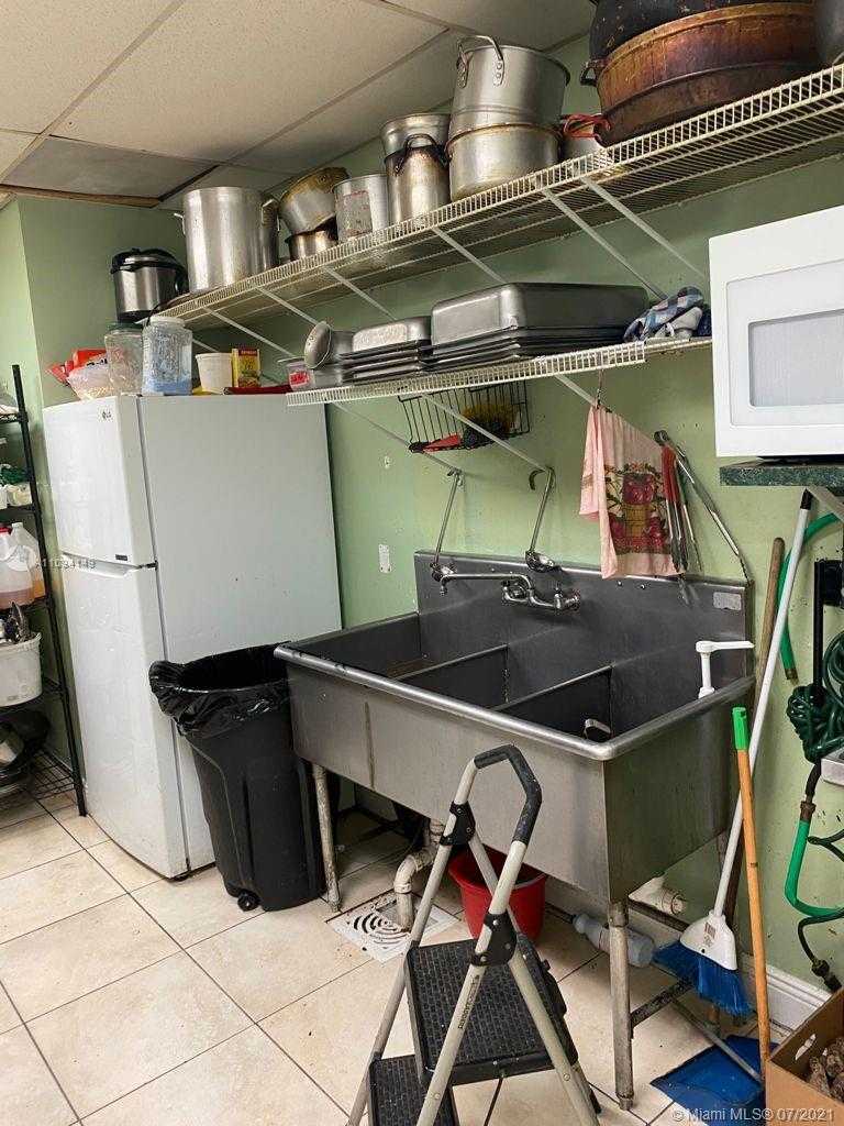 Small Image of 1177 NORTH WEST 35 ST, Hialeah Number 30