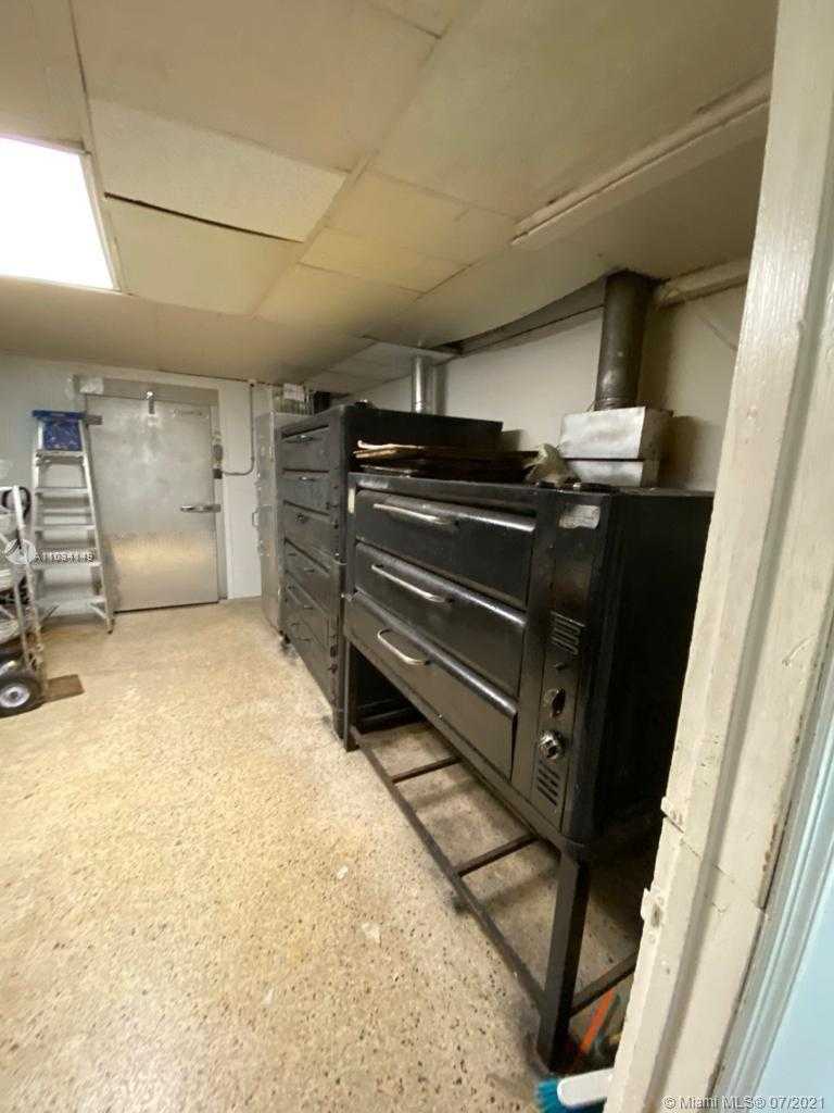 Small Image of 1177 NORTH WEST 35 ST, Hialeah Number 37