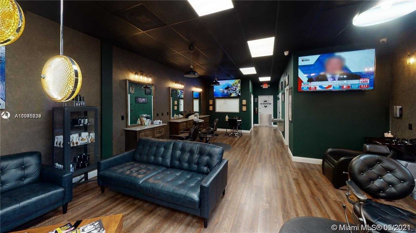 Small Image of 13268 BISCAYNE BLVD, North Miami Number 2