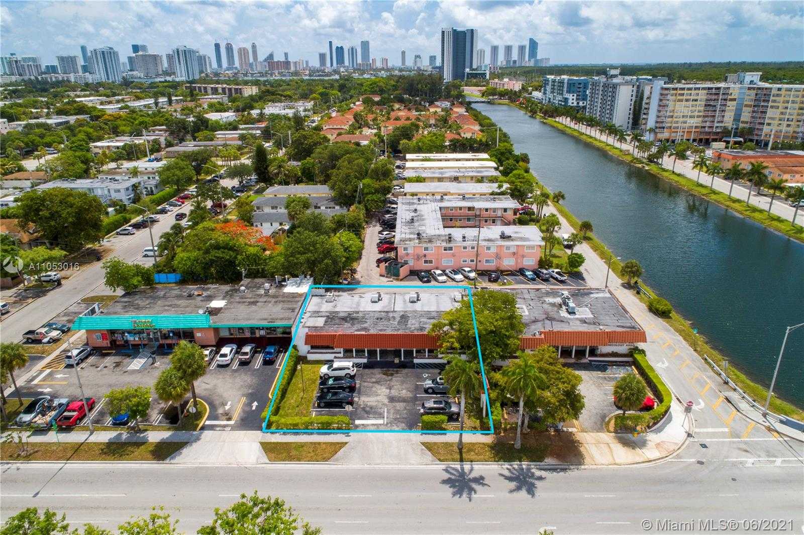 Small Image of 16635 NORTH EAST 19TH AVE, North Miami Beach Number 19