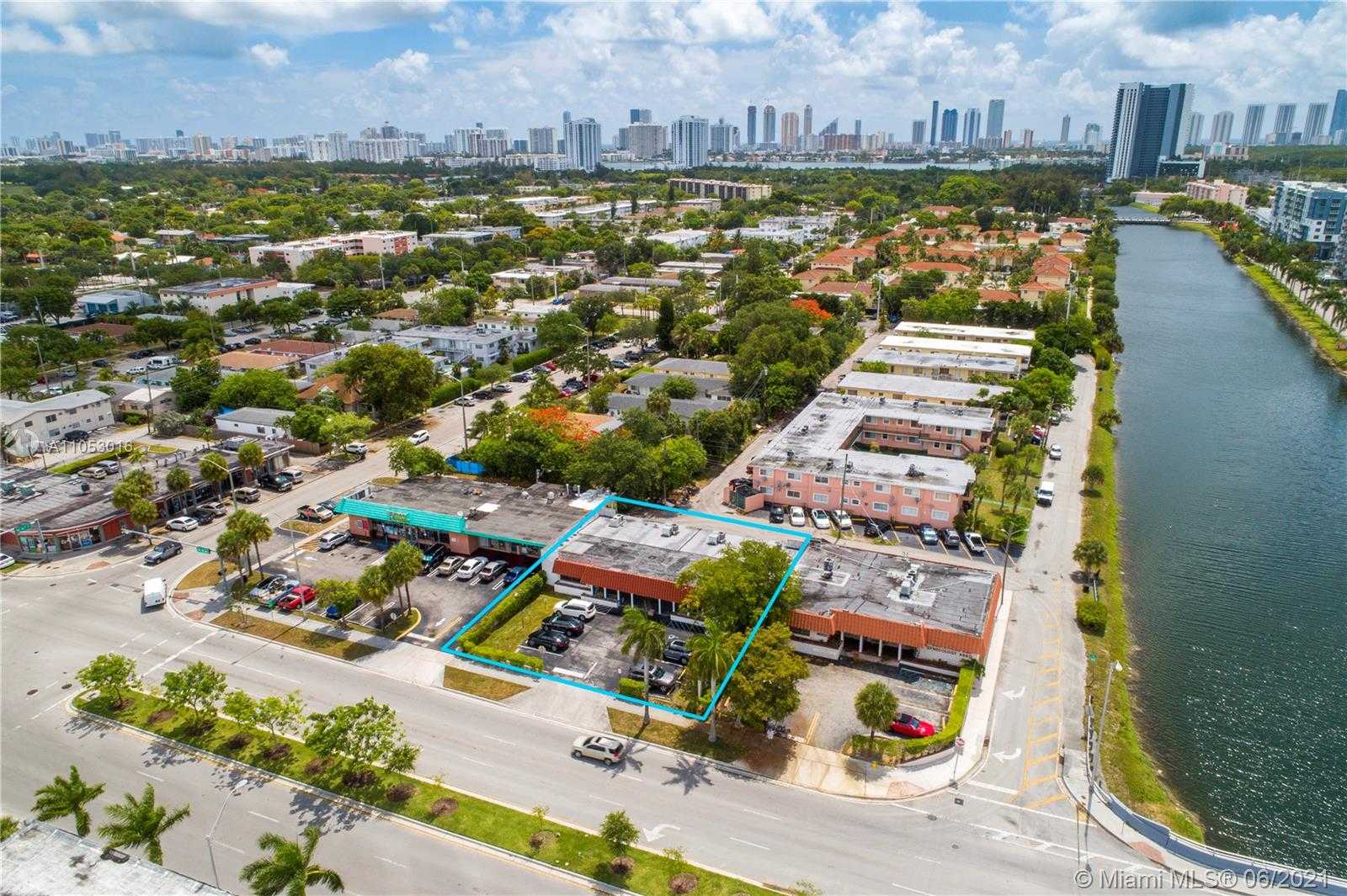 Small Image of 16635 NORTH EAST 19TH AVE, North Miami Beach Number 21