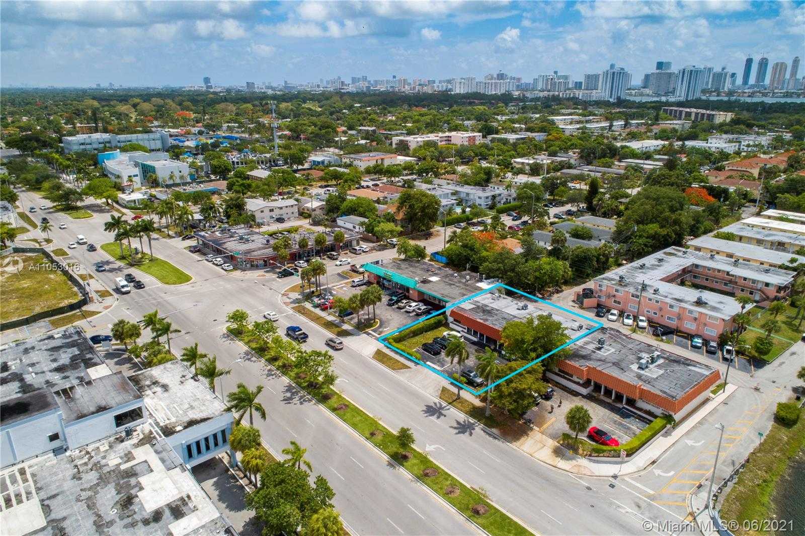 Small Image of 16635 NORTH EAST 19TH AVE, North Miami Beach Number 23