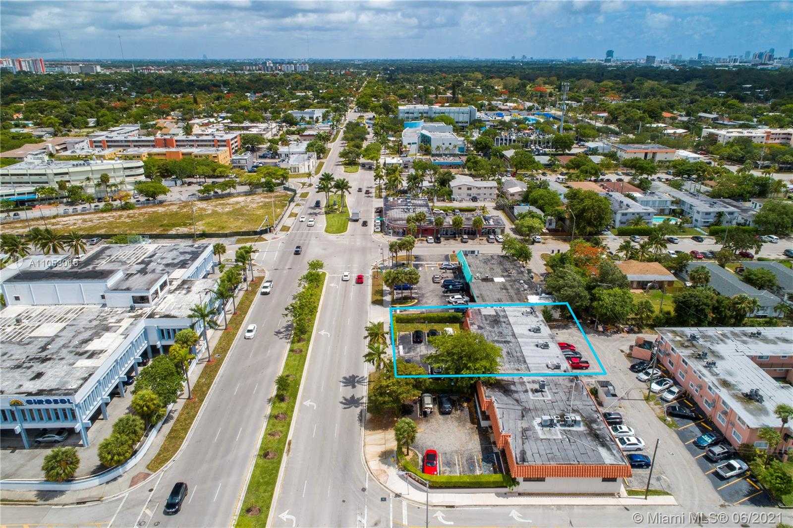 Small Image of 16635 NORTH EAST 19TH AVE, North Miami Beach Number 24