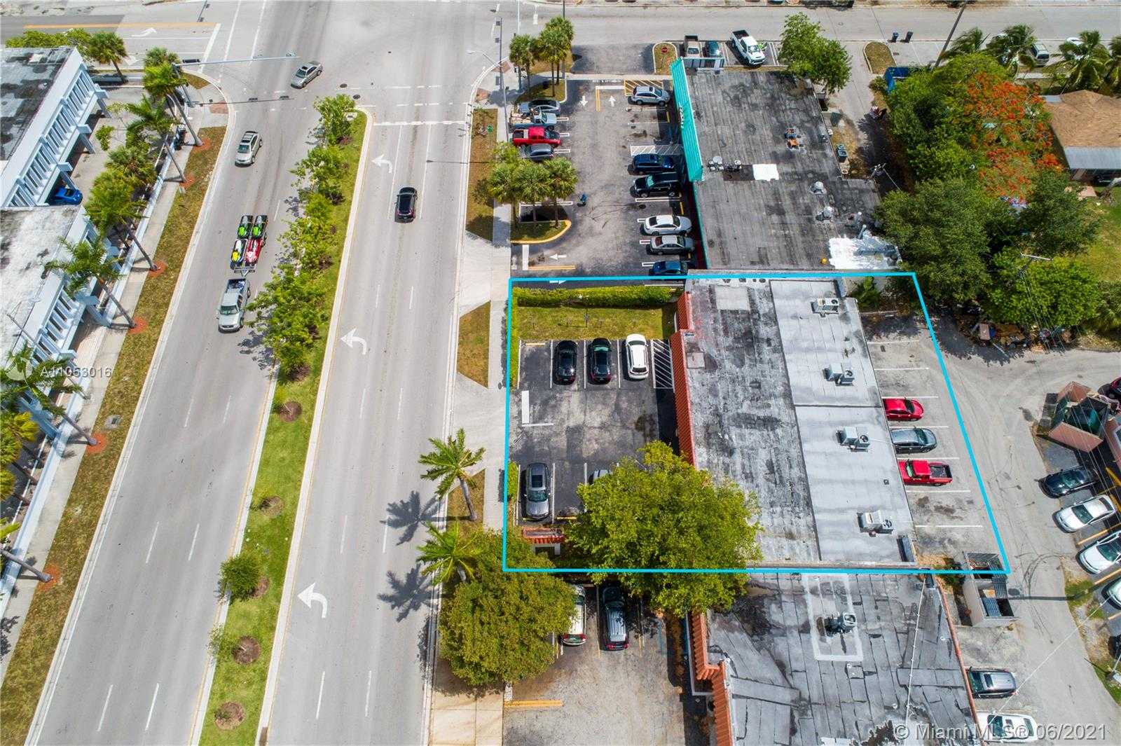 Small Image of 16635 NORTH EAST 19TH AVE, North Miami Beach Number 25