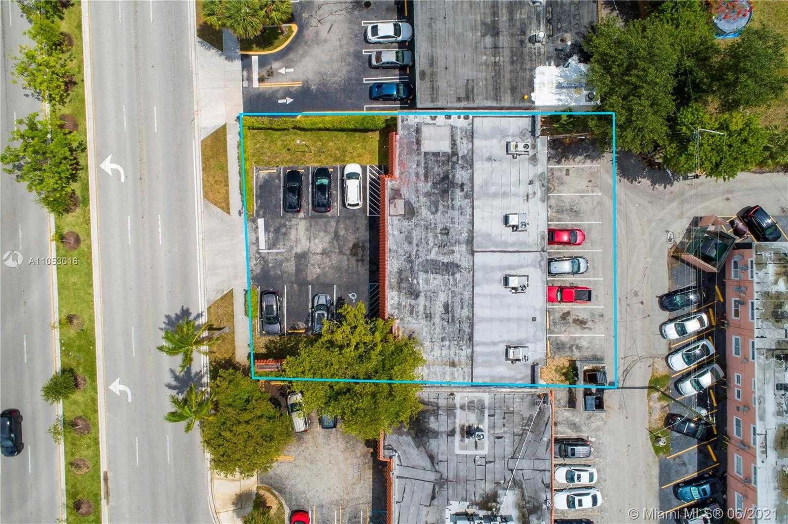 Small Image of 16635 NORTH EAST 19TH AVE, North Miami Beach Number 26