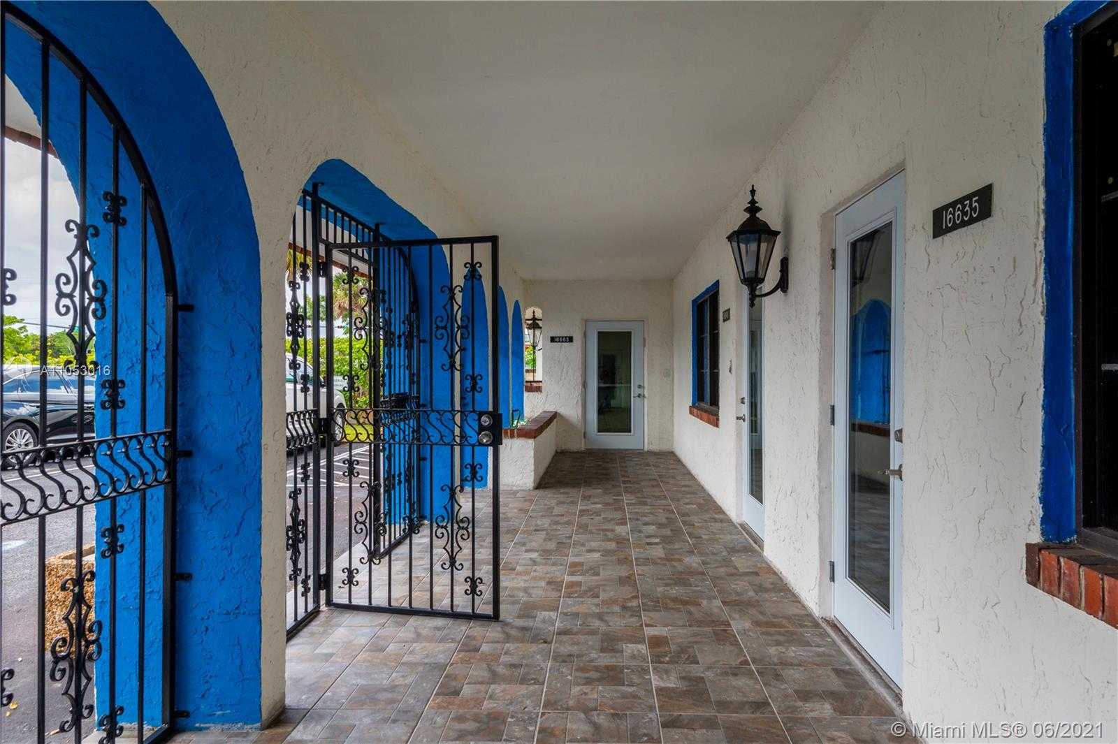 Small Image of 16635 NORTH EAST 19TH AVE, North Miami Beach Number 4