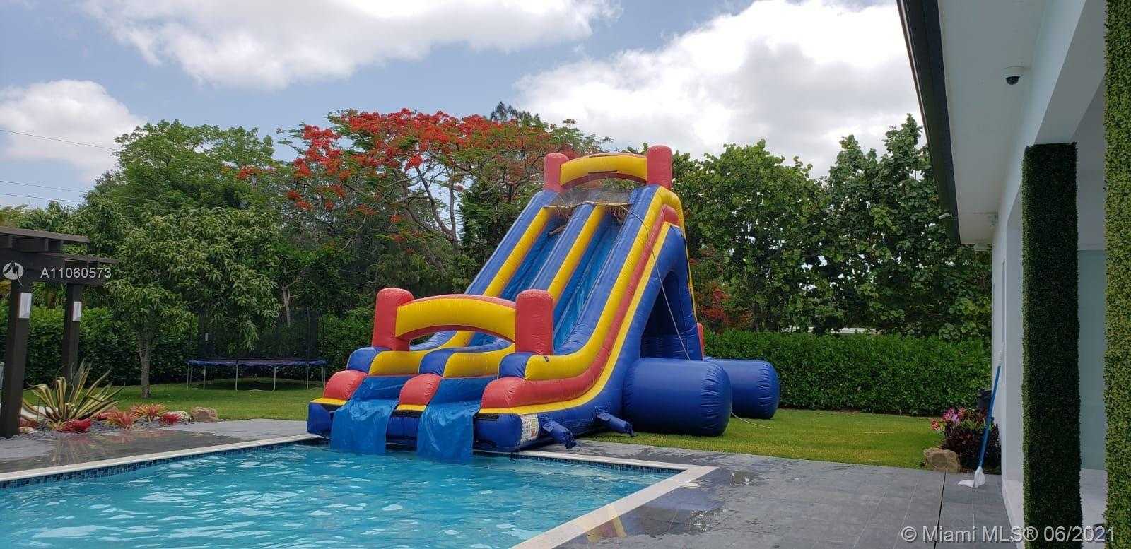 Small Image of 5550 NORTH WEST 84TH AVE, Doral Number 13