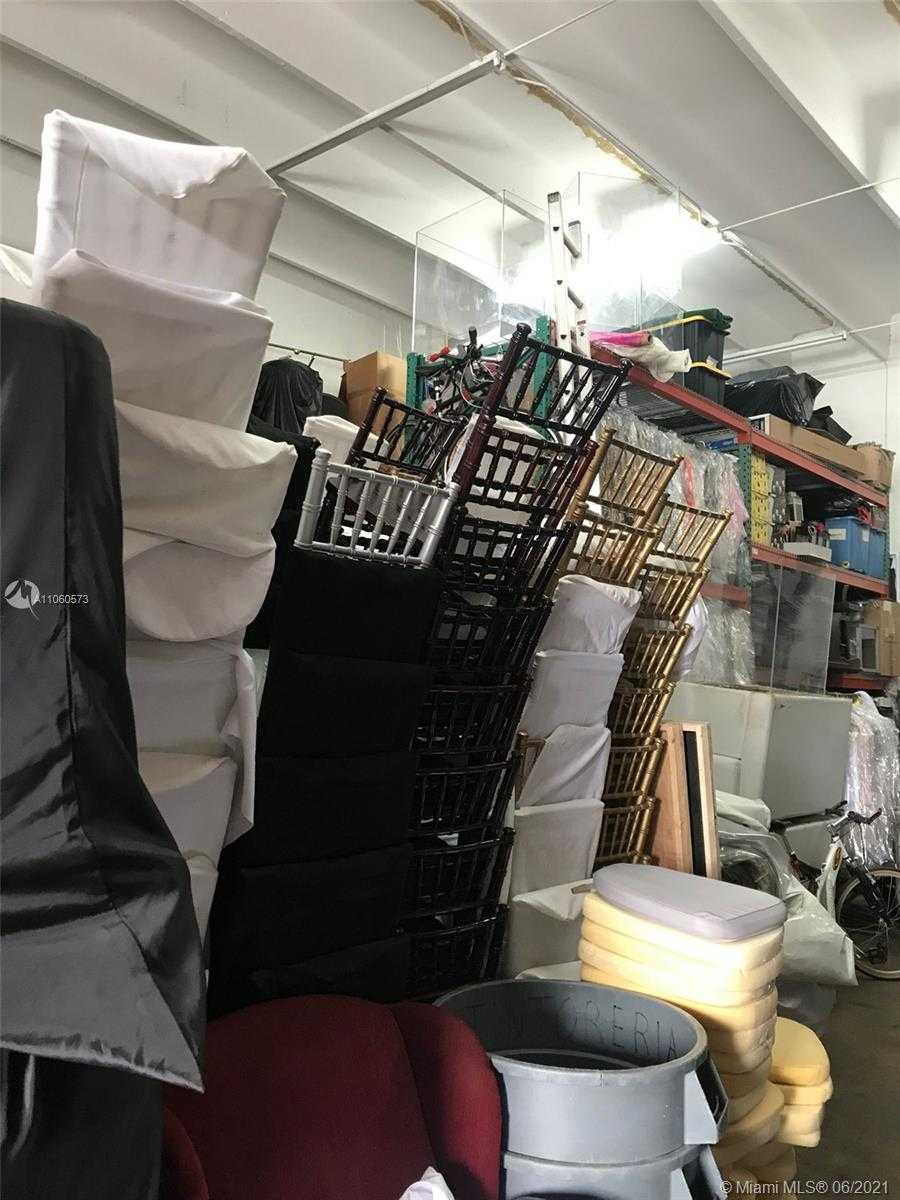 Small Image of 5550 NORTH WEST 84TH AVE, Doral Number 20