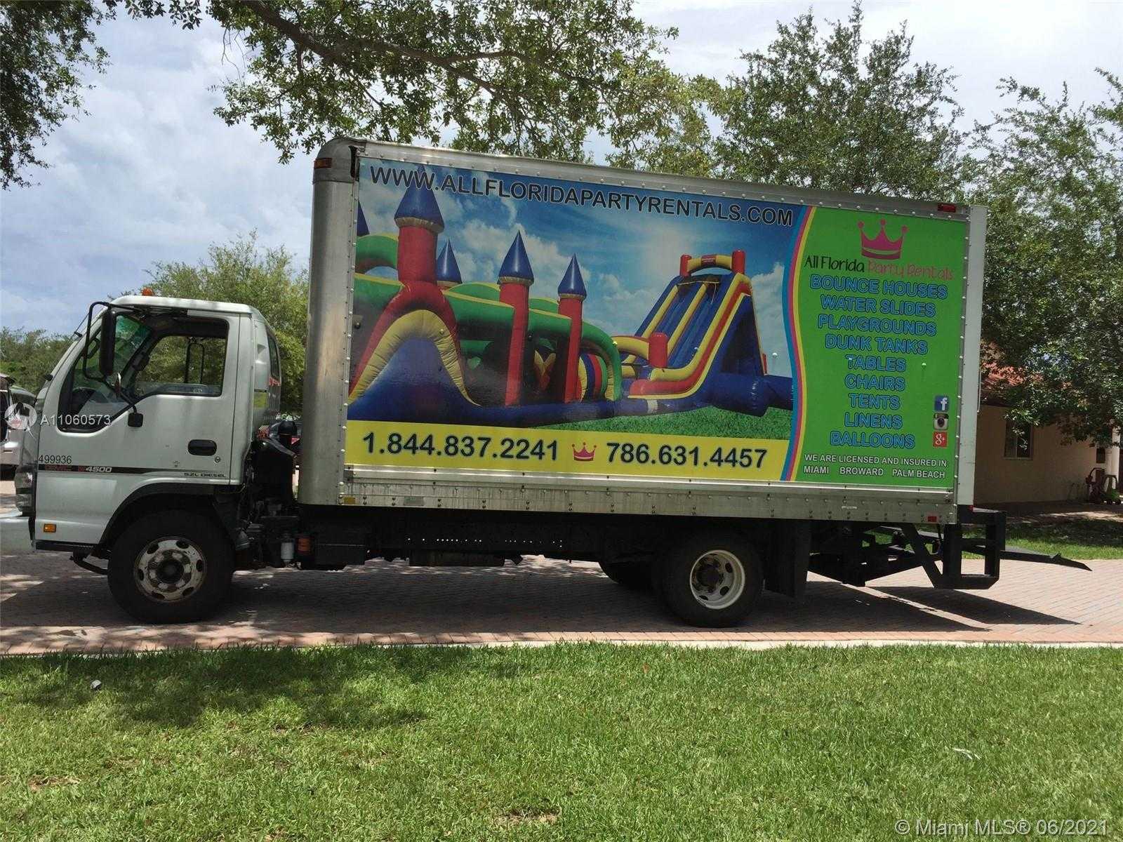 Small Image of 5550 NORTH WEST 84TH AVE, Doral Number 3