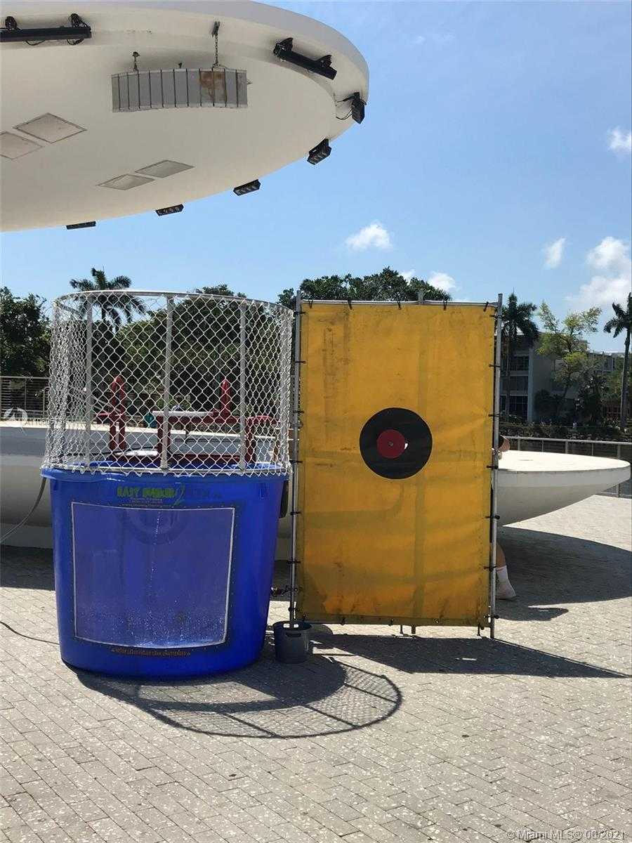 Small Image of 5550 NORTH WEST 84TH AVE, Doral Number 4