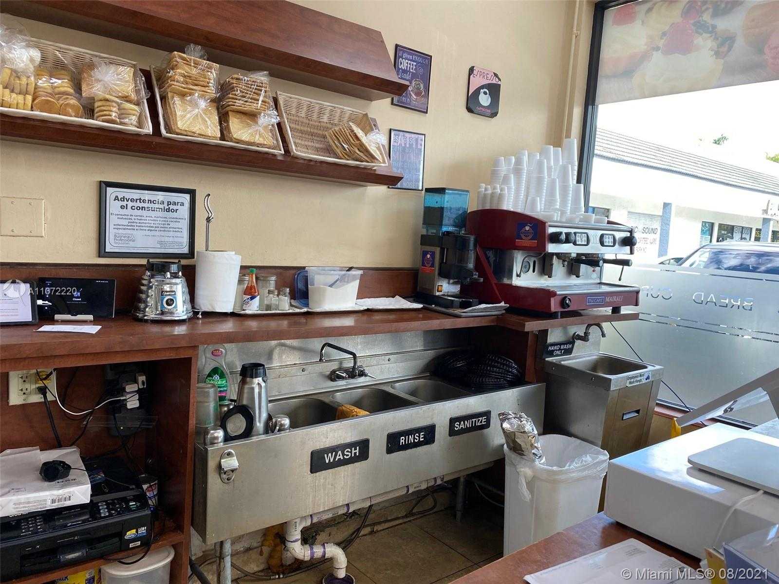 Small Image of 13353 SOUTH WEST 42ND ST, Miami Number 2